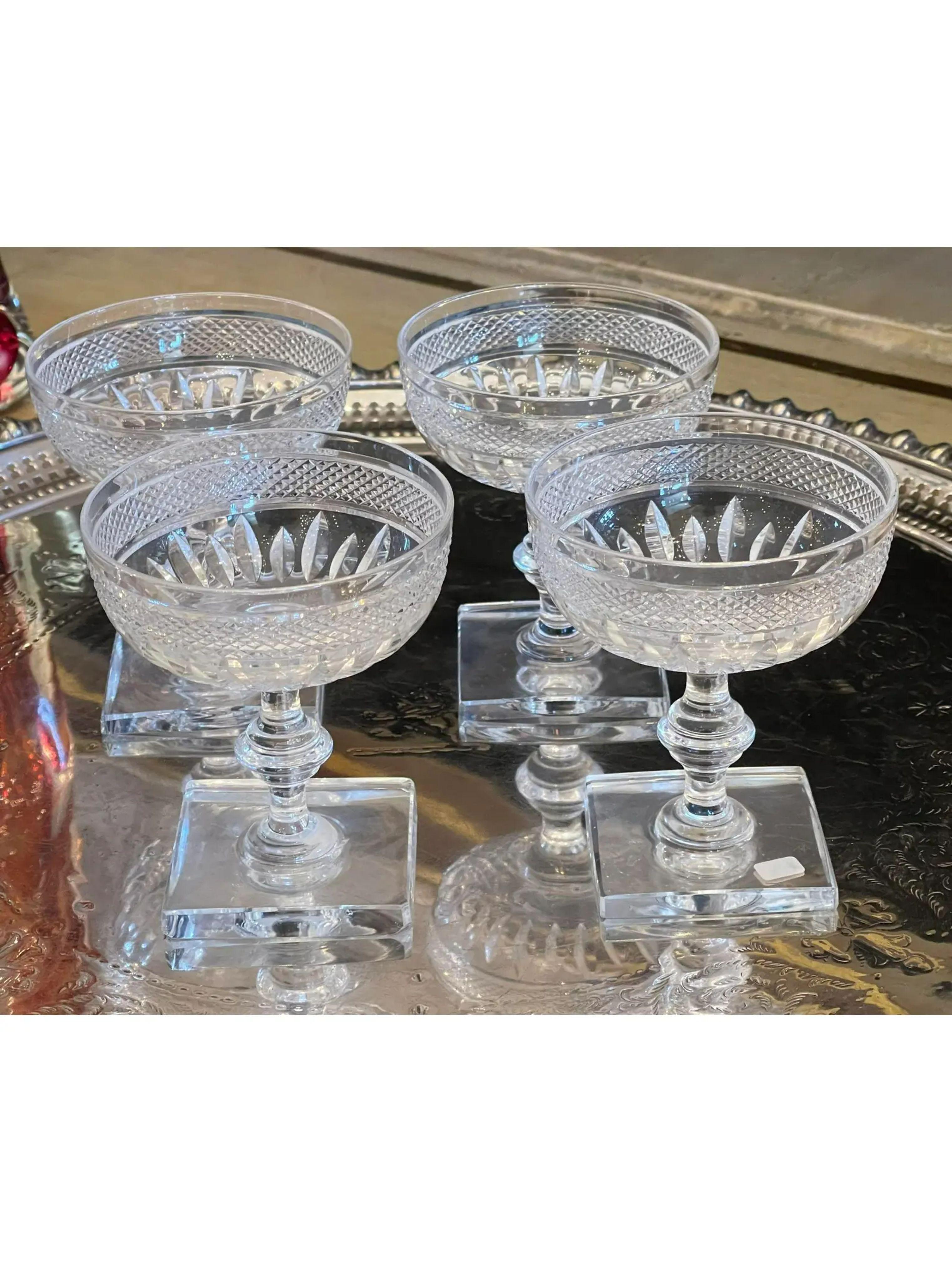 Set of 4 Antique Art Deco Hawkes Square Base Champagne Wine Stem Coupes  In Good Condition In LOS ANGELES, CA