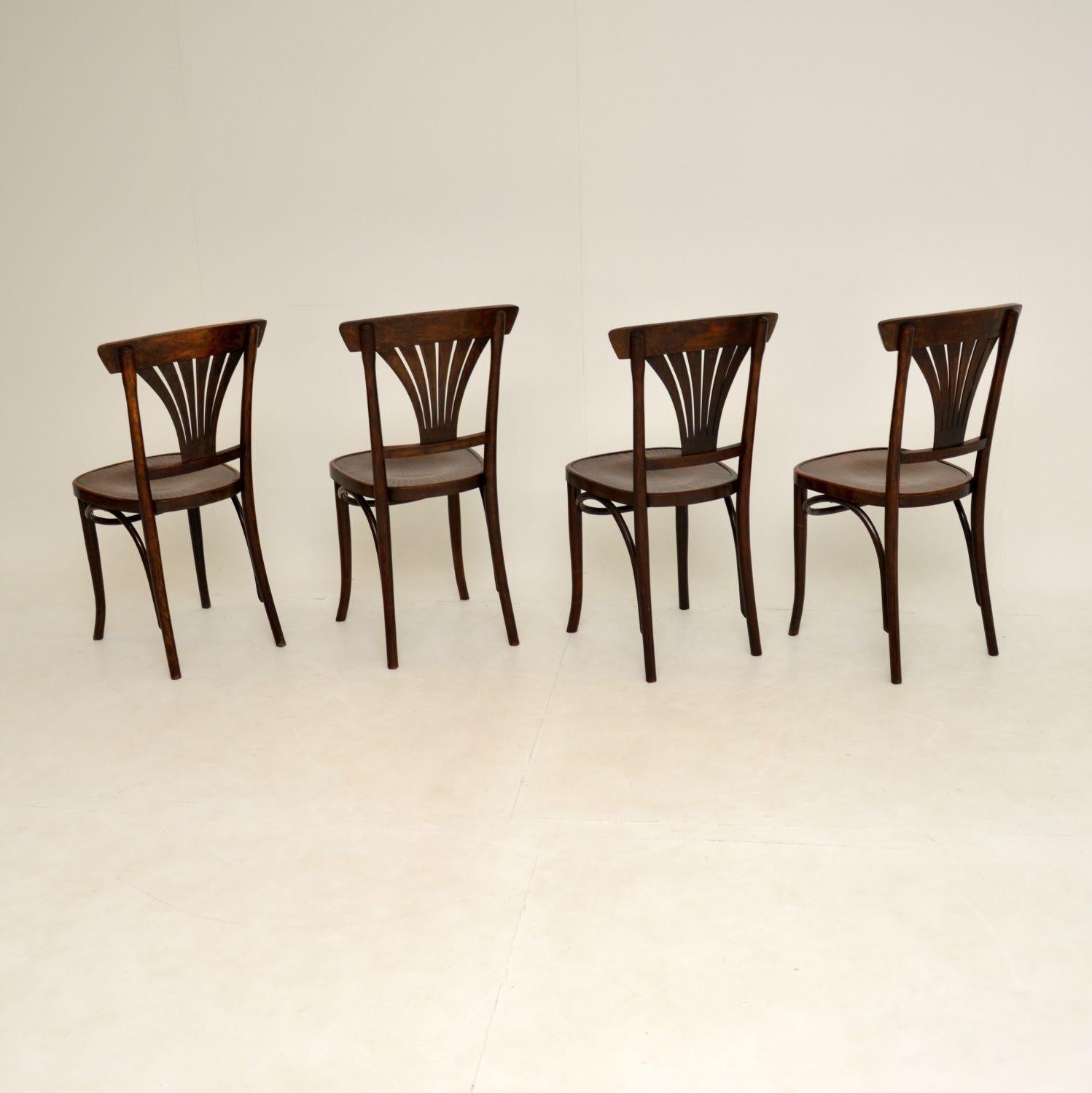 Set of 4 Antique Bentwood Cafe Dining Chairs 6