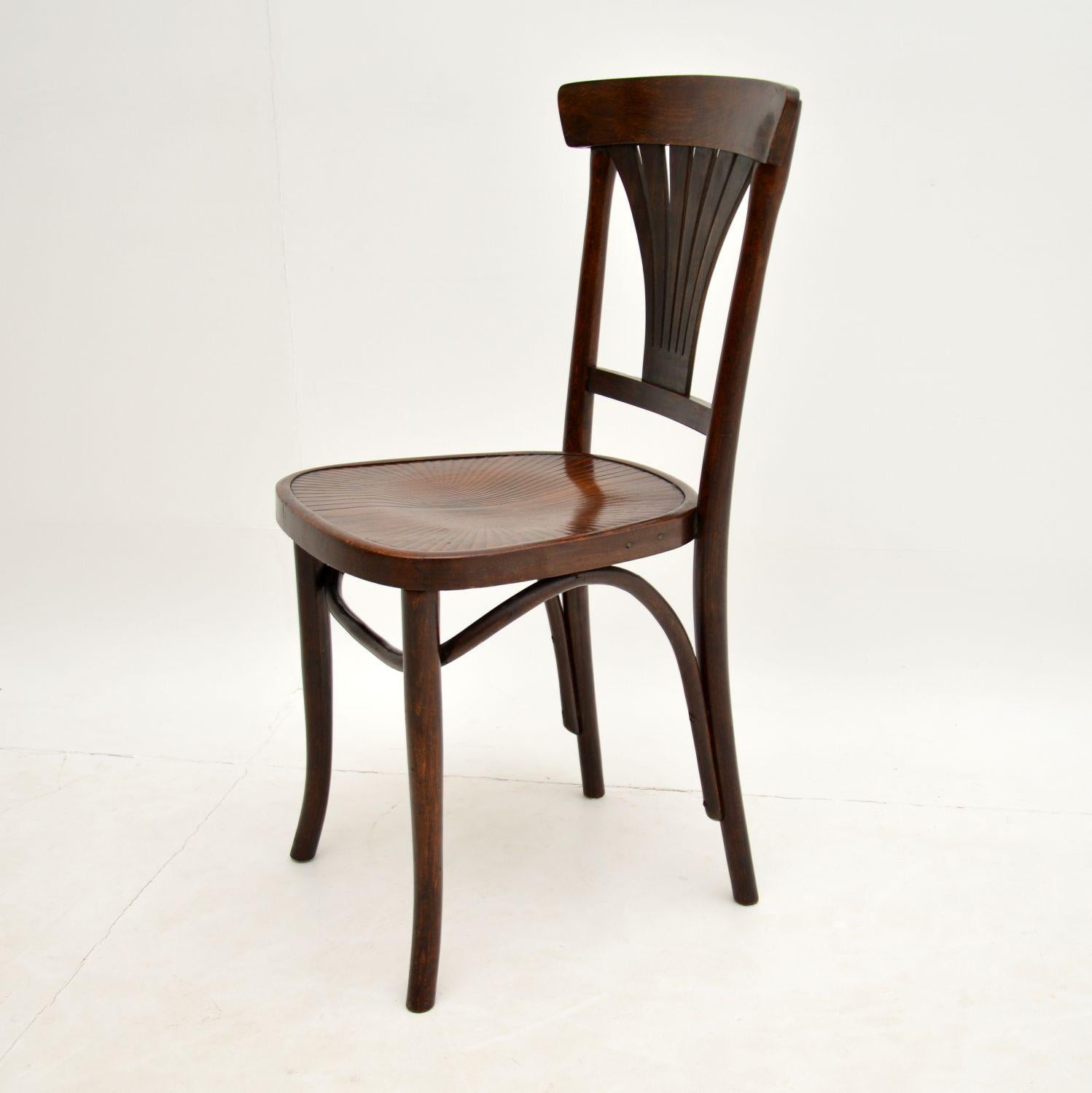 Polish Set of 4 Antique Bentwood Cafe Dining Chairs