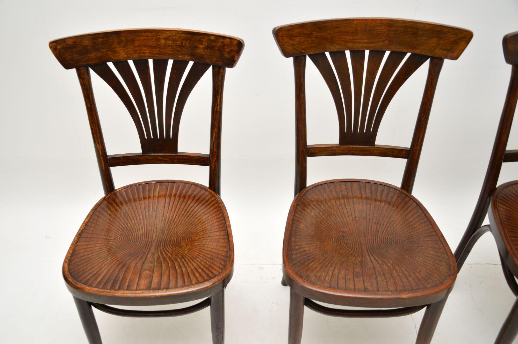 Early 20th Century Set of 4 Antique Bentwood Cafe Dining Chairs