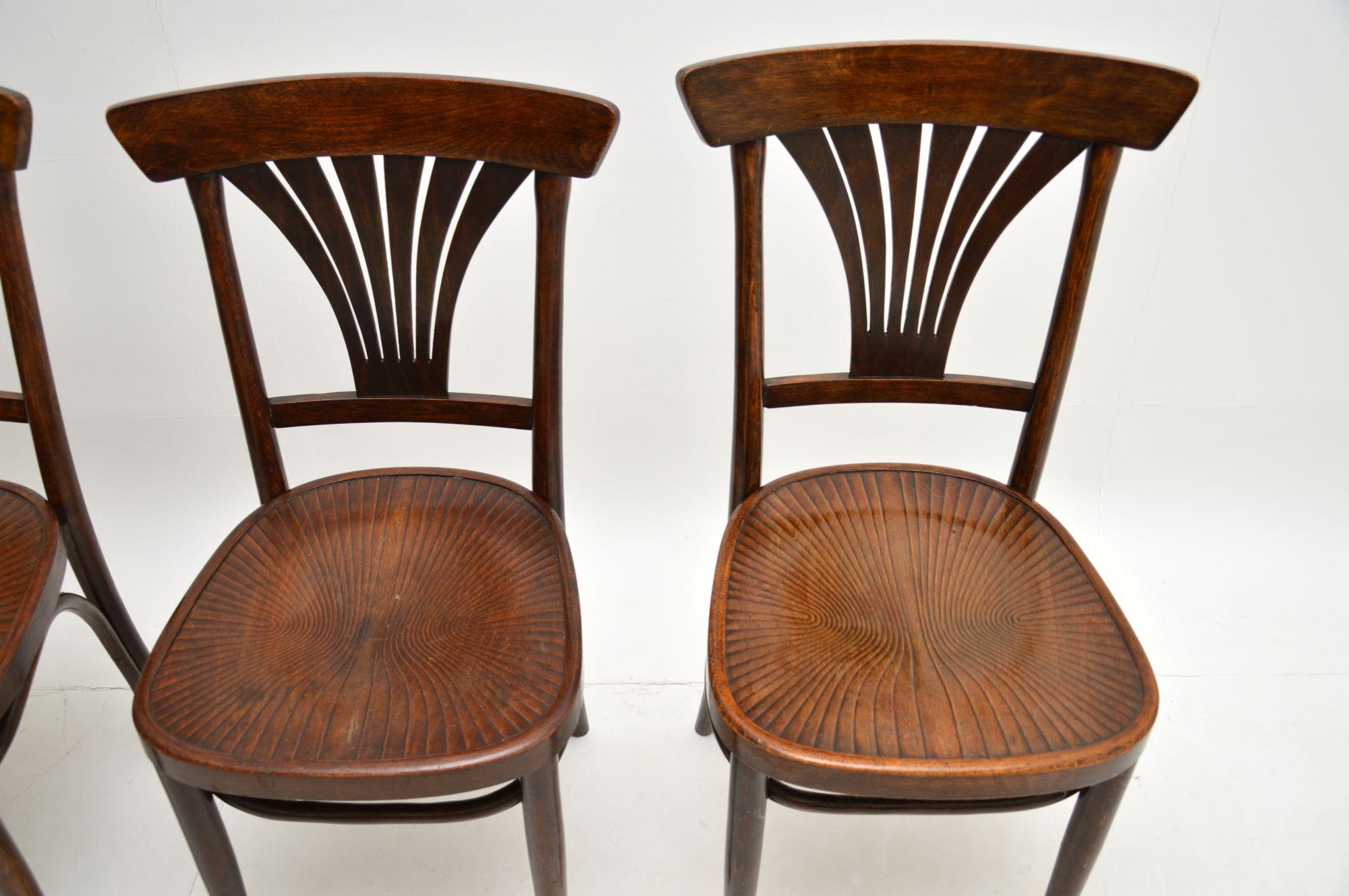 Set of 4 Antique Bentwood Cafe Dining Chairs 1