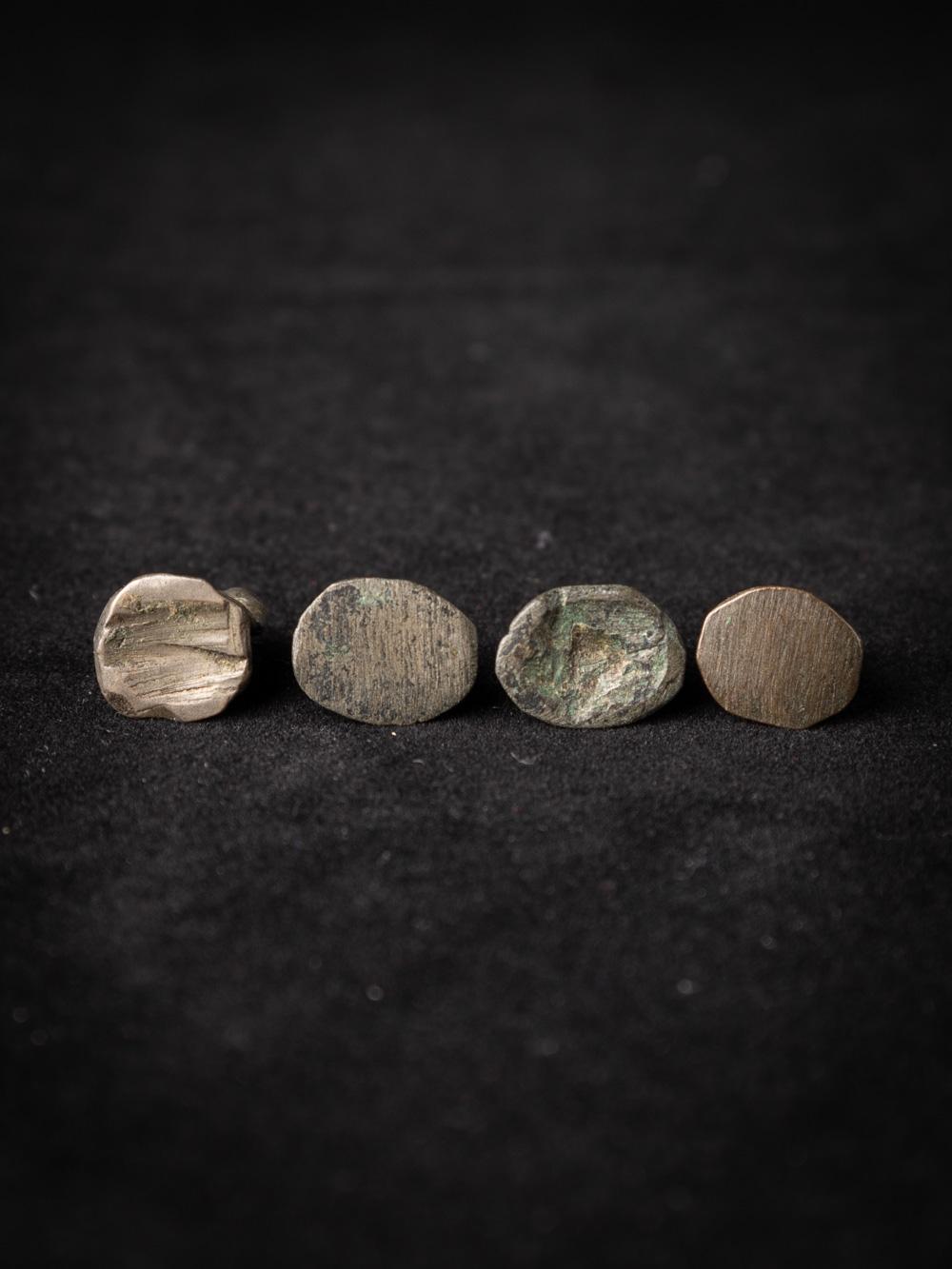 Set von 4 antiken Opiumgewichten aus Bronze aus Burma im Angebot 6