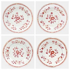 Set of 4 Antique Chinese Export Porcelain Pink or Familie Rose Floral Plates