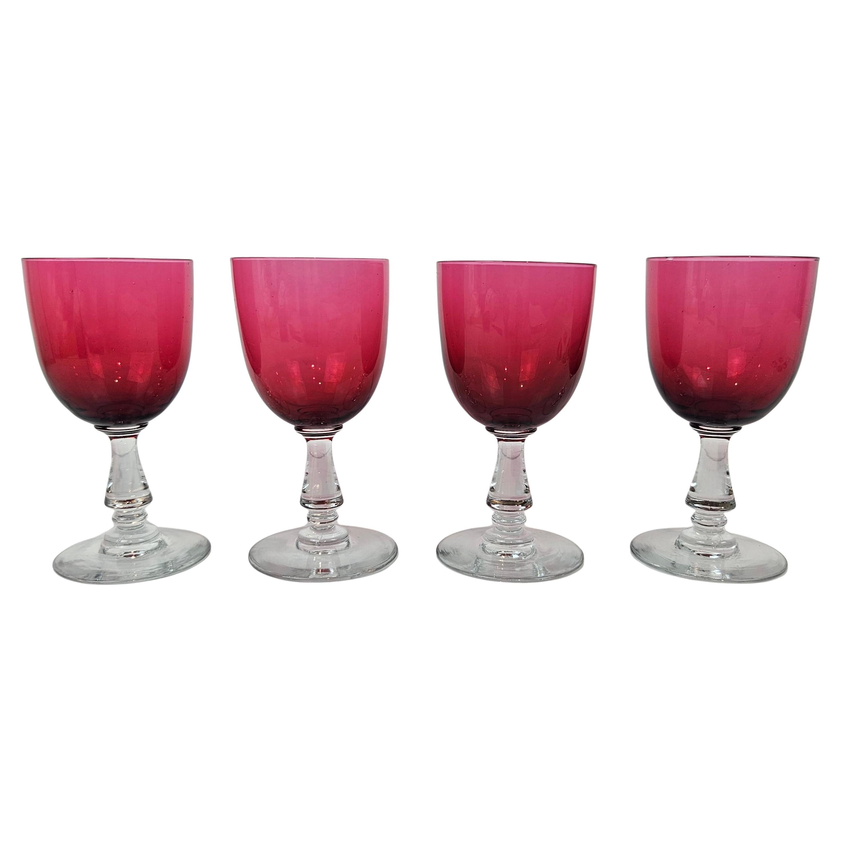 Satz von 4 antiken Cranberry-Glaspokalen, Vereinigtes Königreich, um 1890