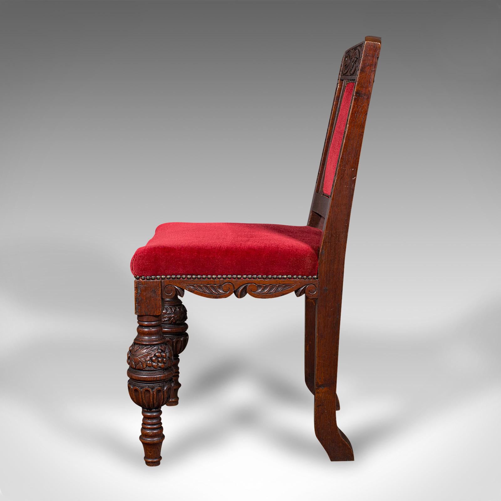 Set di 4 sedie da pranzo antiche, Scozia, Oak, Gothic Revival, Vittoriano, C.1880 In condizioni buone in vendita a Hele, Devon, GB