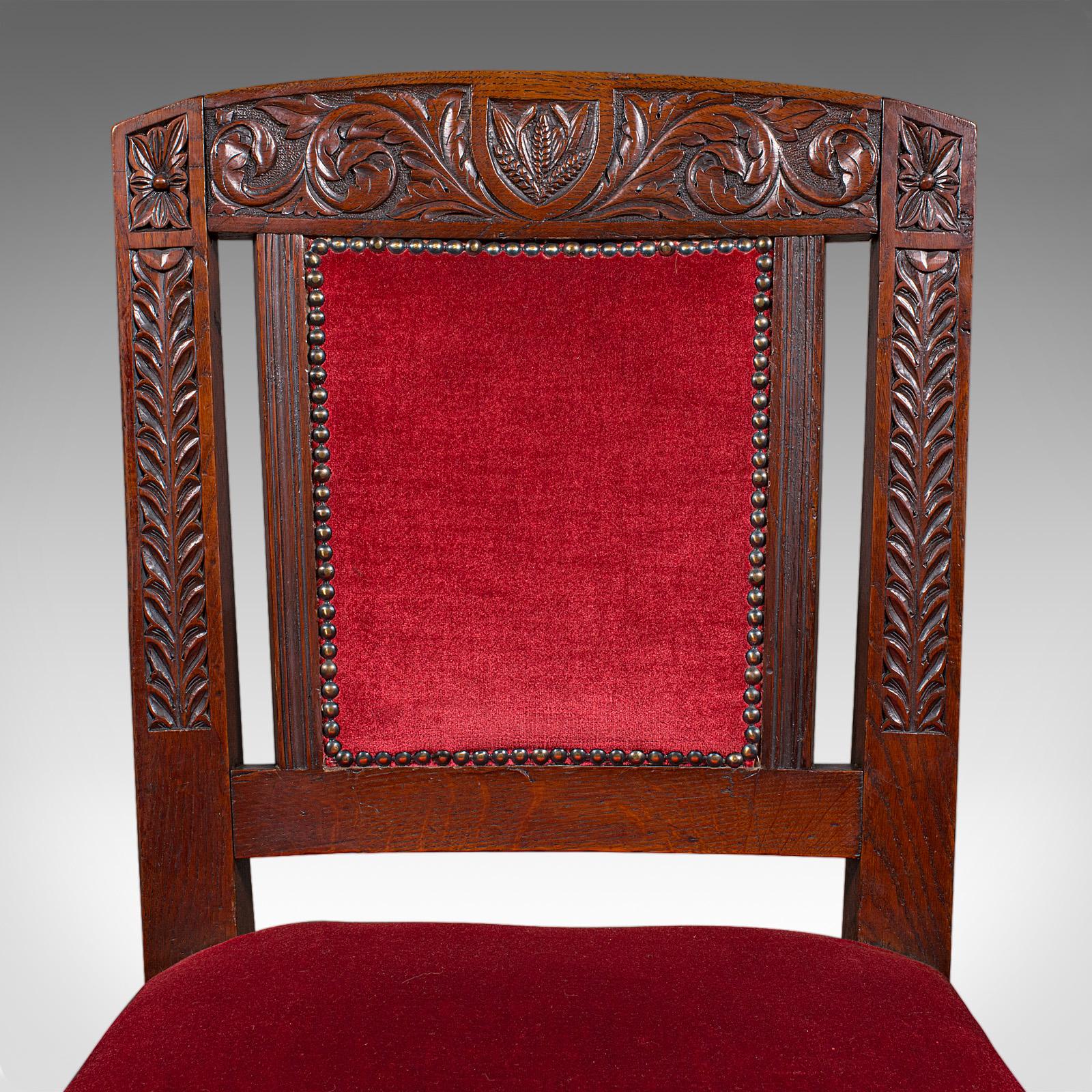 Set di 4 sedie da pranzo antiche, Scozia, Oak, Gothic Revival, Vittoriano, C.1880 in vendita 2