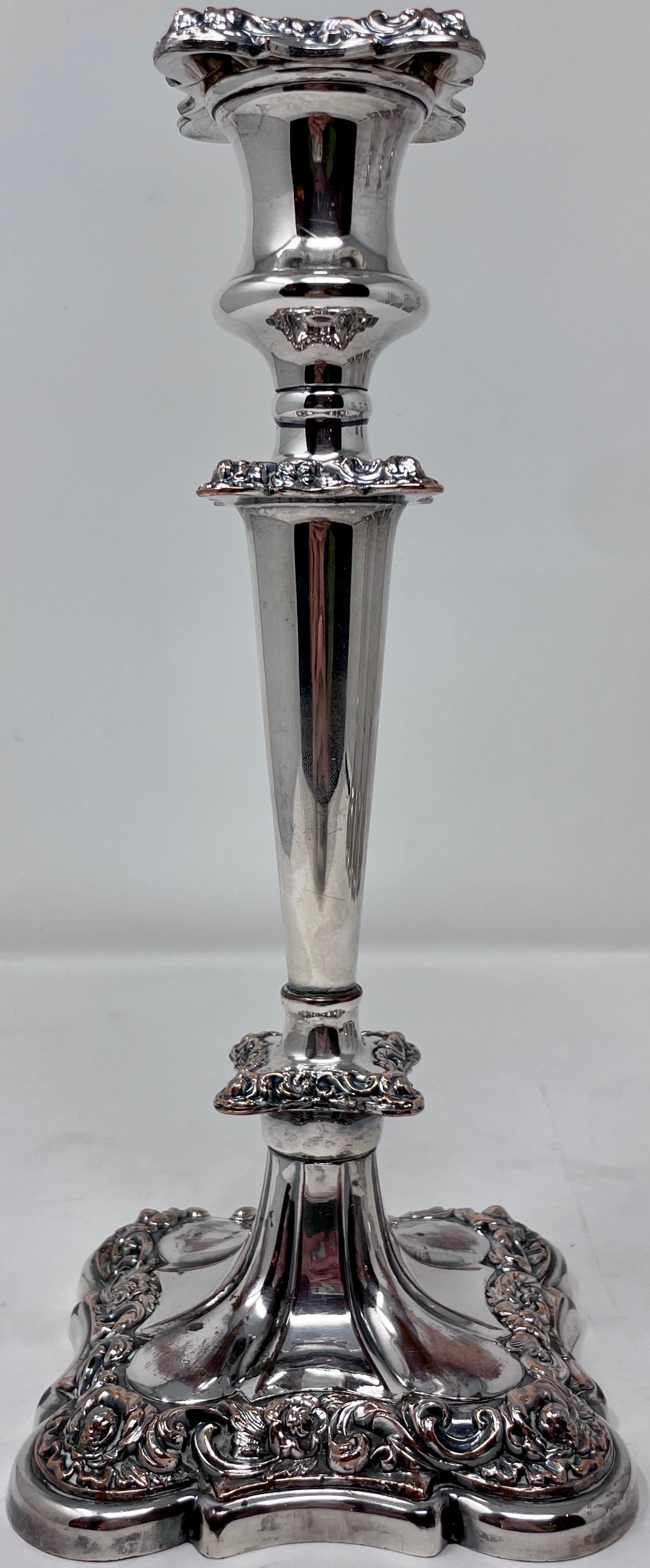 Satz von 4 antiken englischen Sheffield-Silber-Kerzenleuchtern, um 1860.