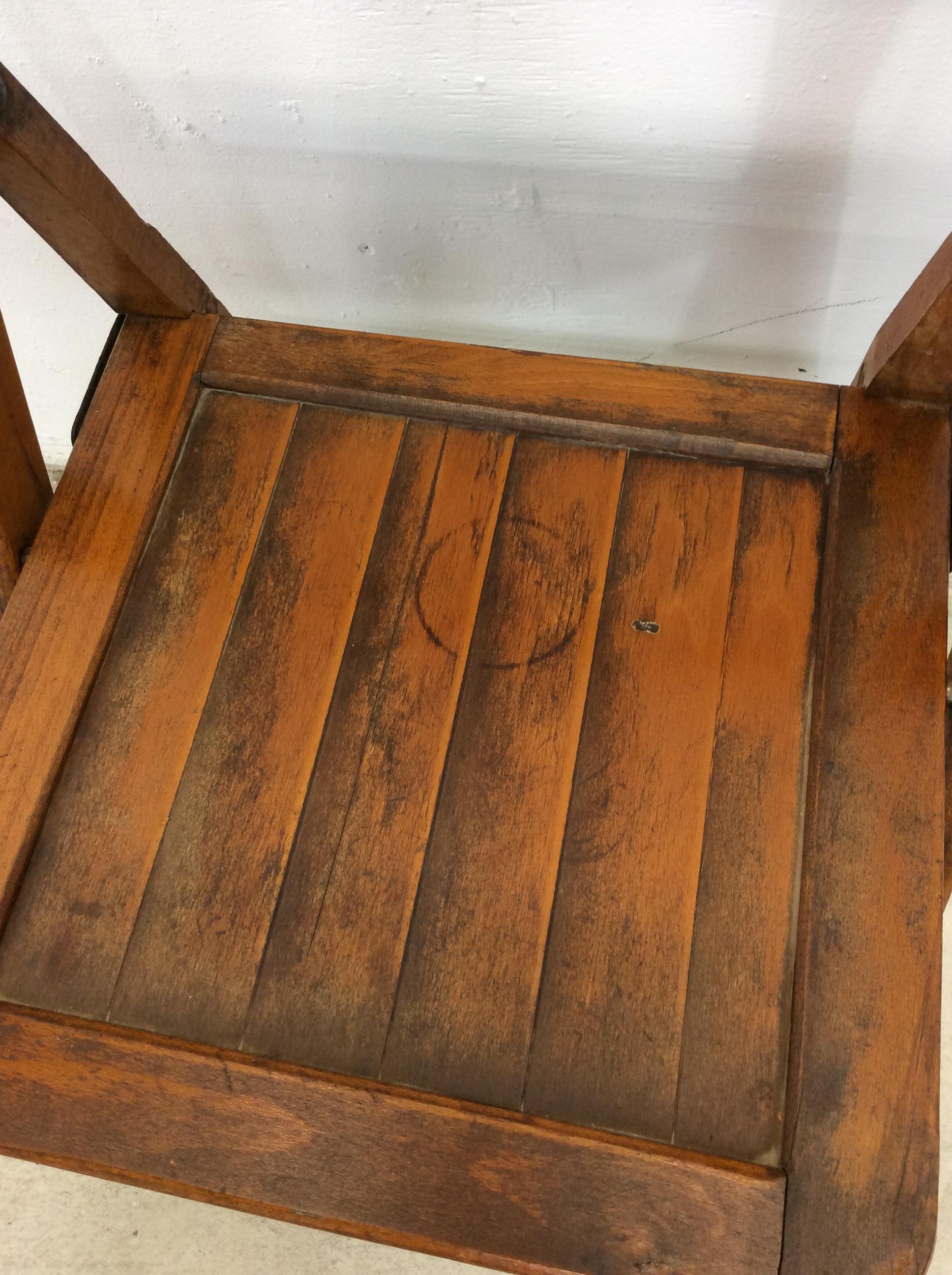 Ensemble de 4 chaises pliantes anciennes avec finition en chêne en vente 3