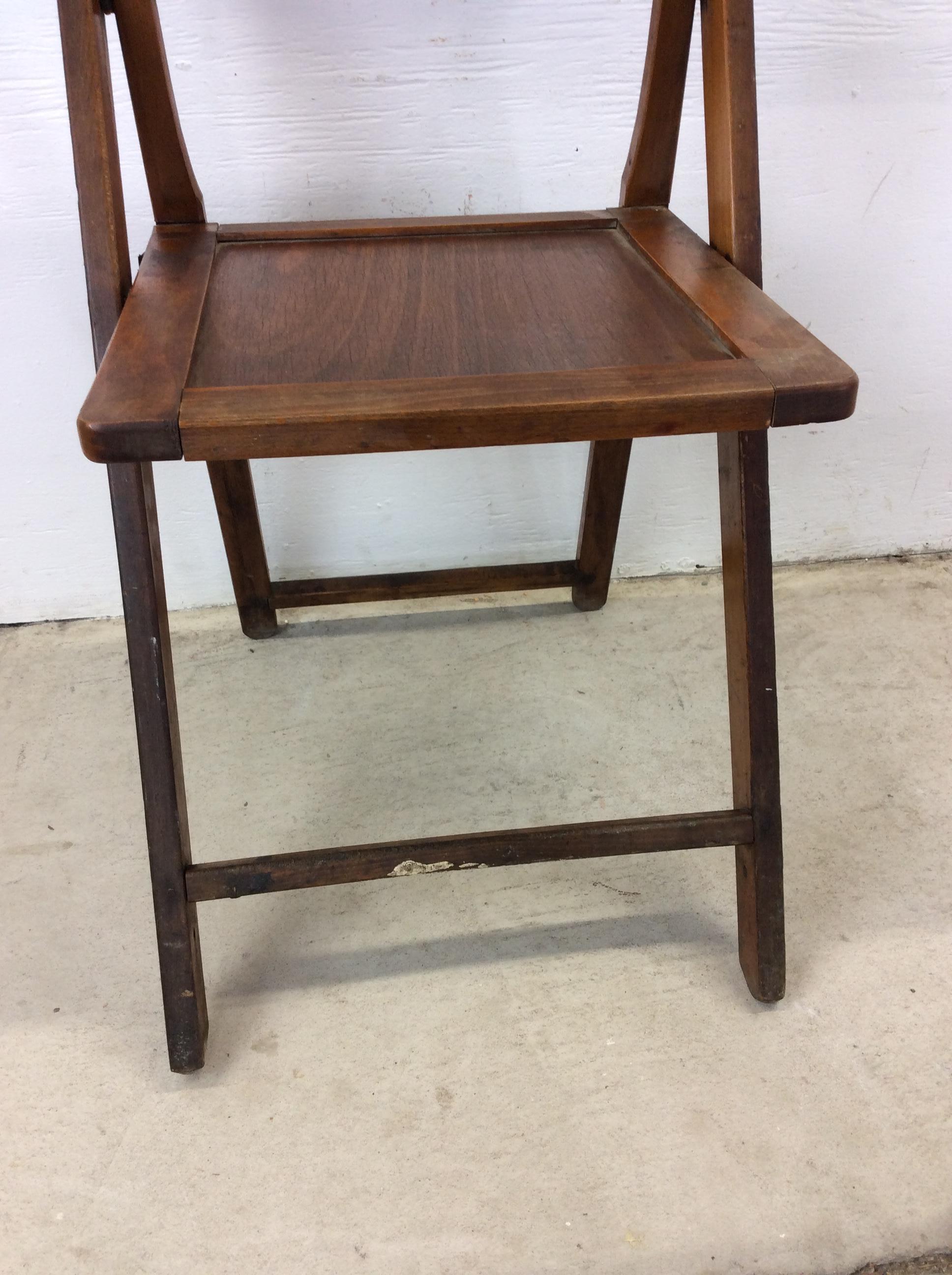 20ième siècle Ensemble de 4 chaises pliantes anciennes avec finition en chêne en vente