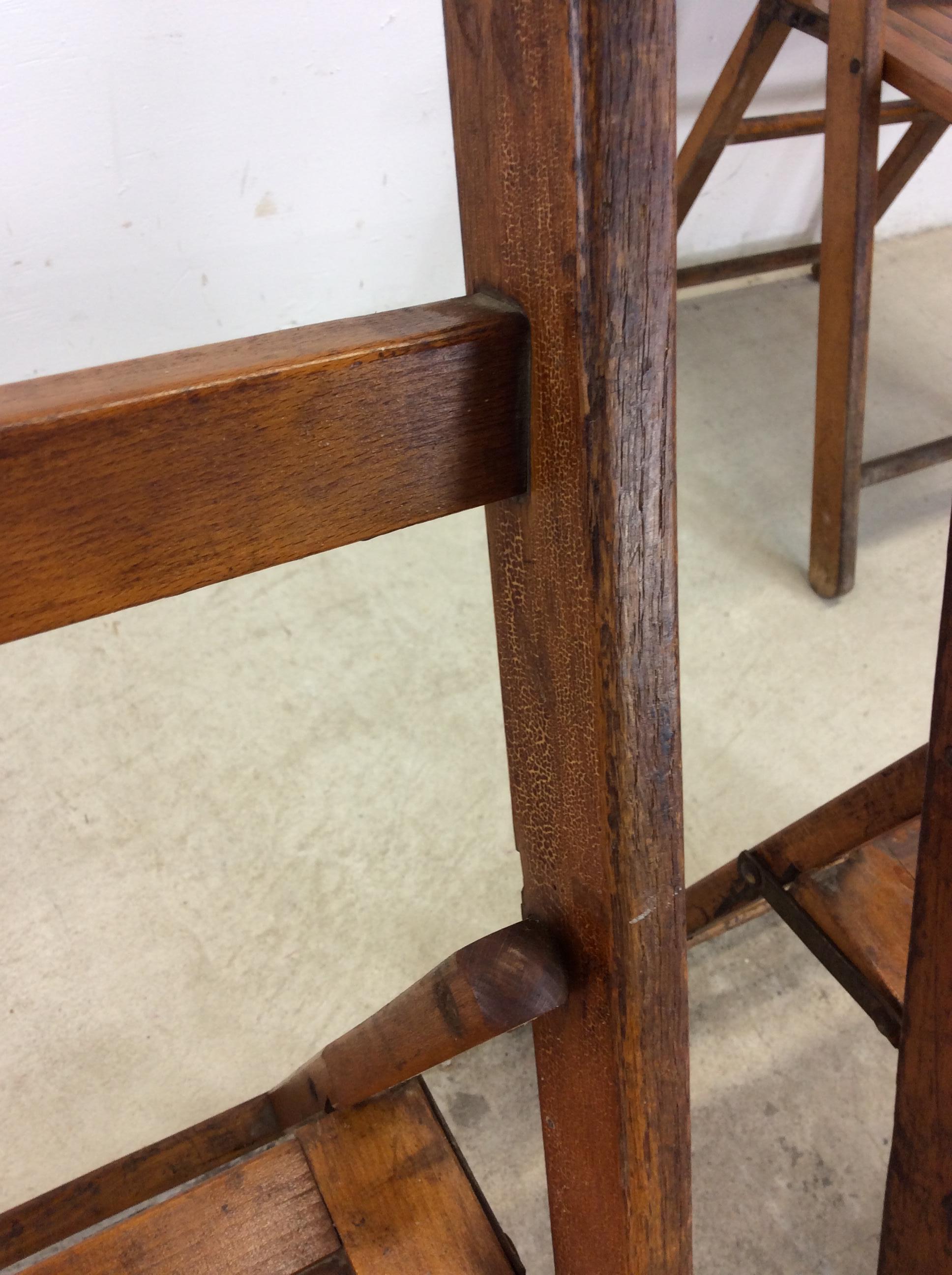 Ensemble de 4 chaises pliantes anciennes avec finition en chêne en vente 1