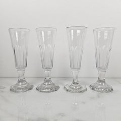 Set di 4 flute da champagne in cristallo soffiato a mano Antique French con base tagliata