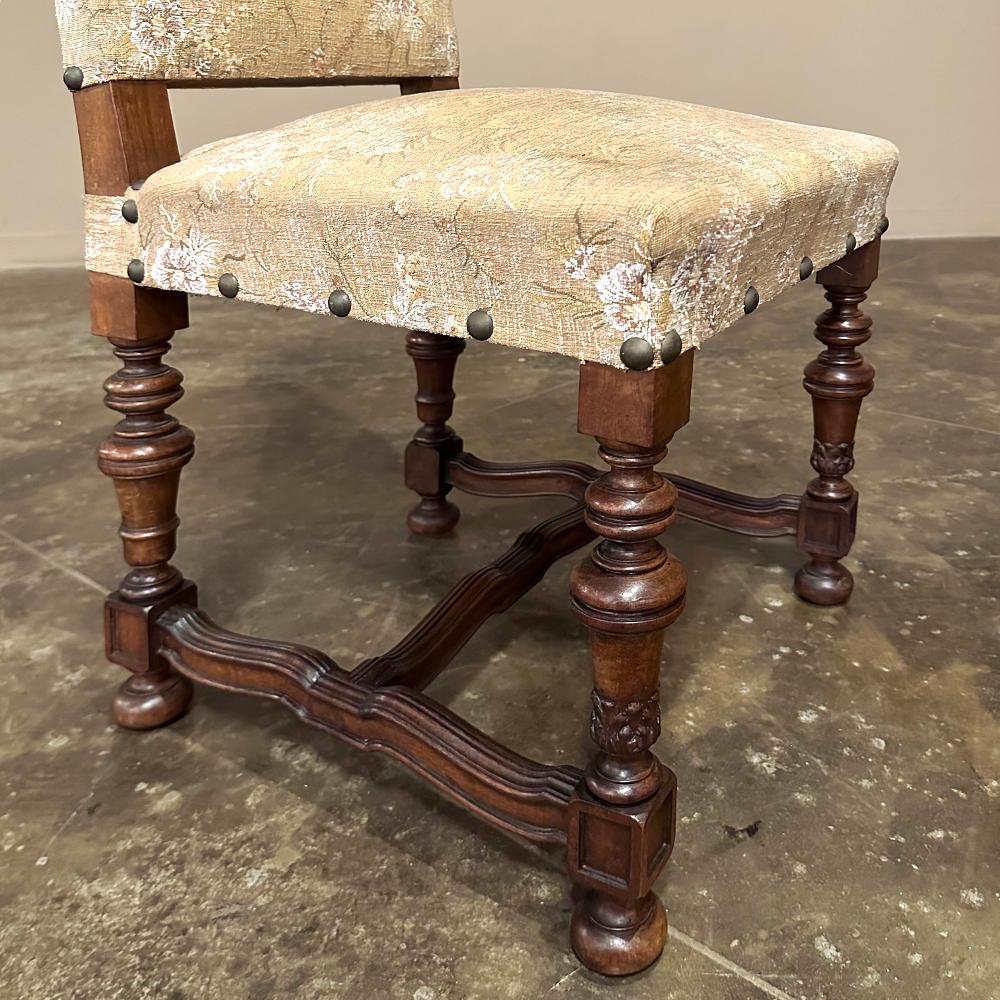 Set of 4 Antique French Louis XIV Walnut Salon Chairs ~ Side Chairs For Sale 6
