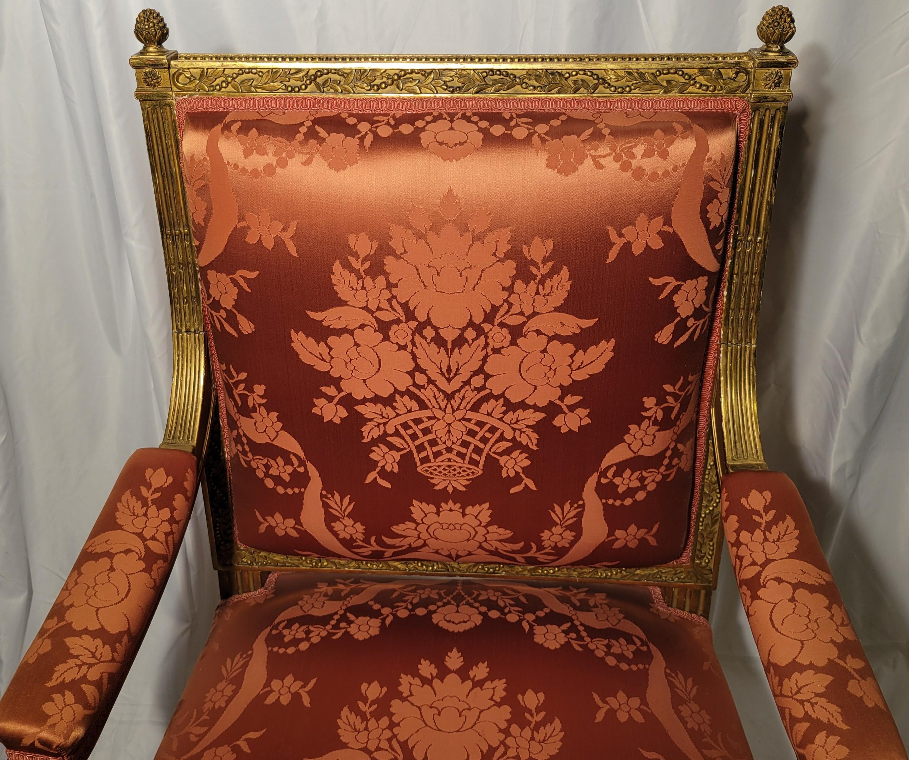 Set di 4 poltrone in stile Régence francese con foglia d'oro, CIRCA 1885. In condizioni buone in vendita a New Orleans, LA