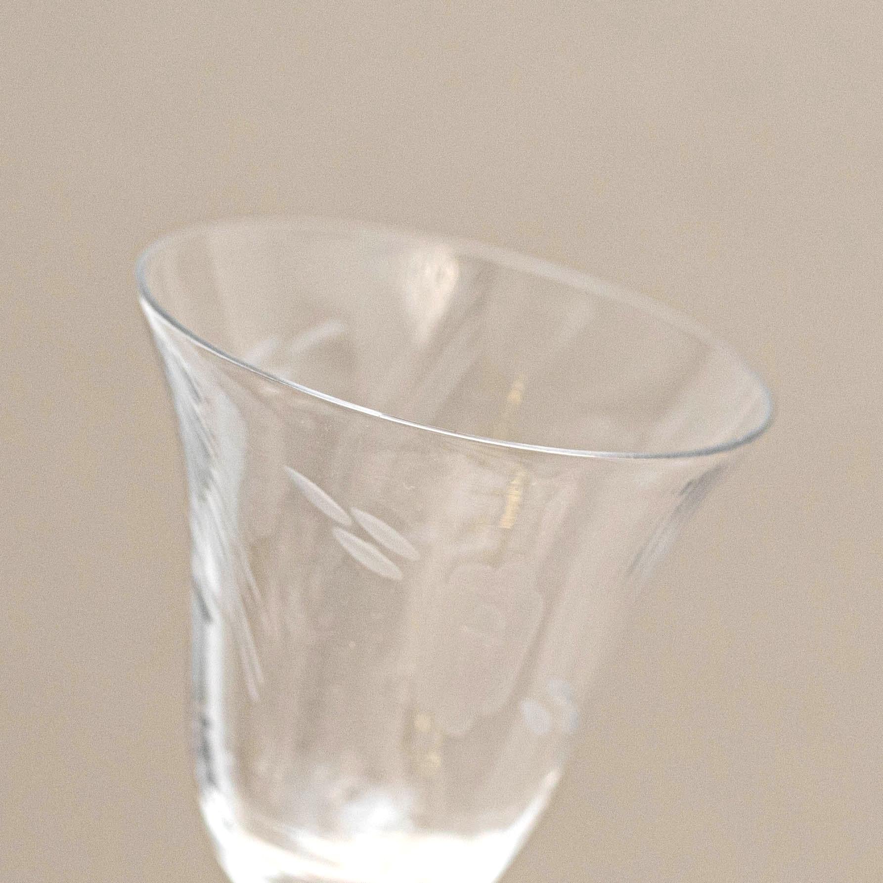 Set of 4 Antique Glass Wine Cups, circa 1940 For Sale 1