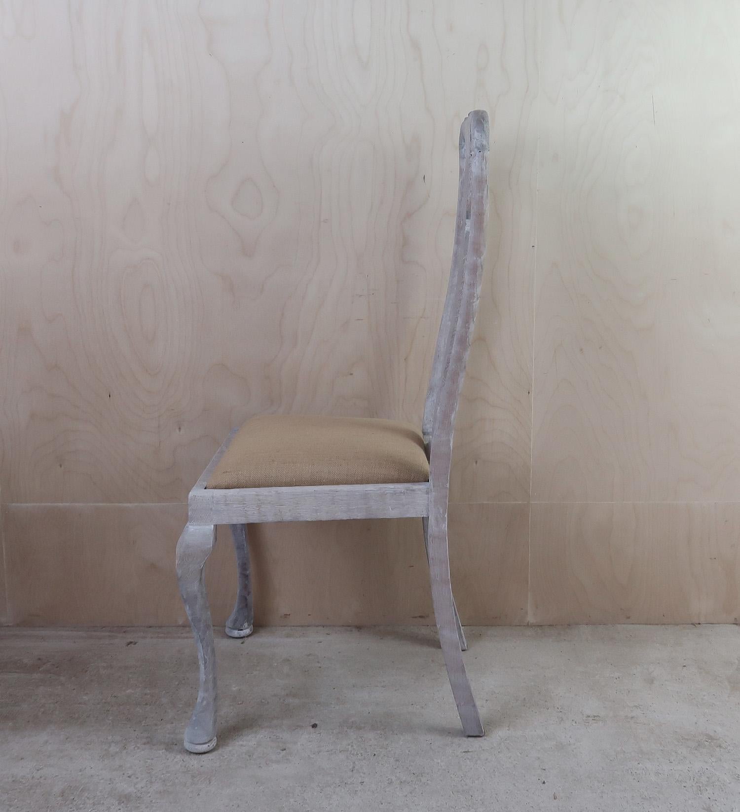 Chêne Ensemble de 4 chaises de salle à manger anciennes à dossier en forme d'urne de style Gustavien.A.I.C. C.1920 en vente