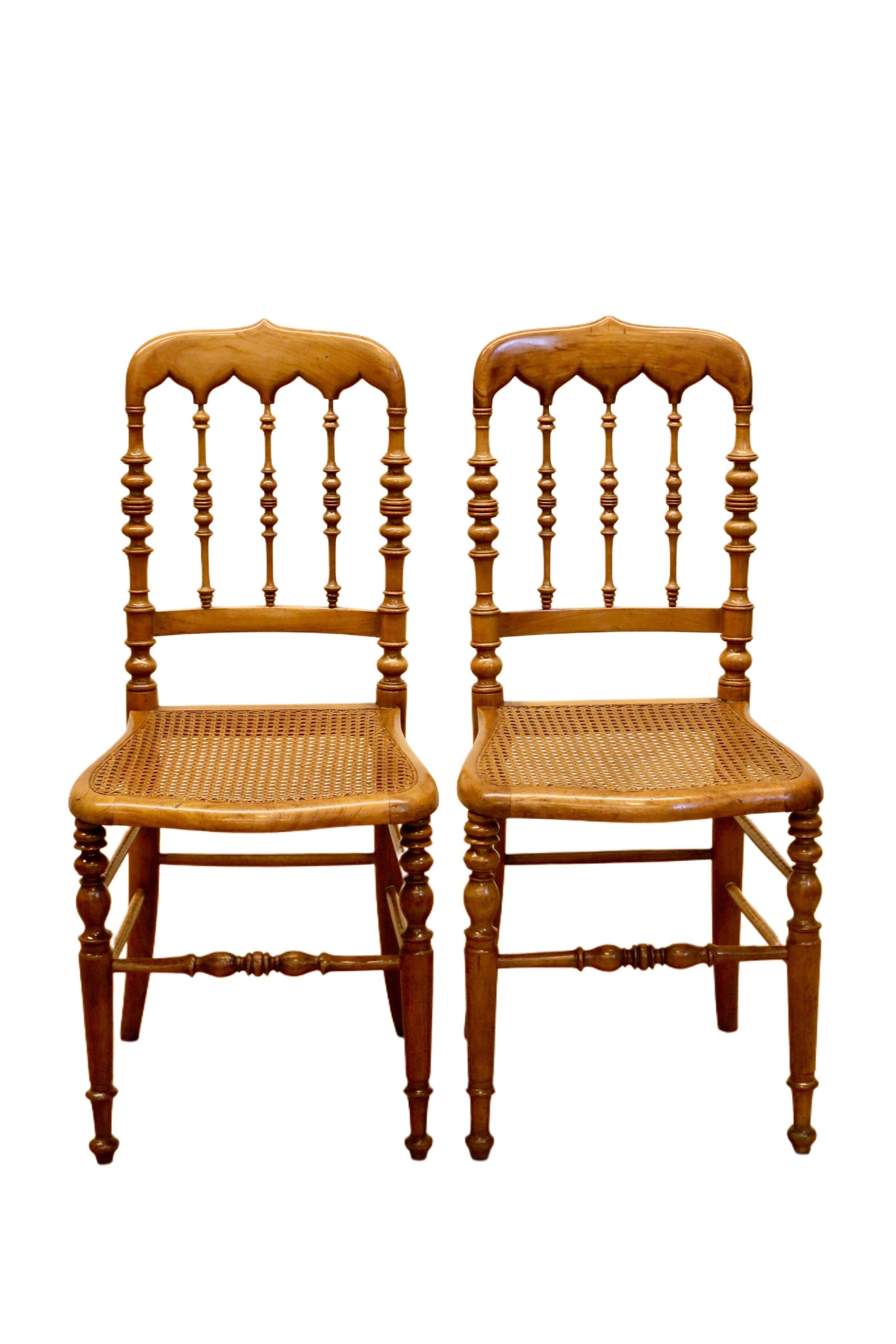 Set of 4 Antique Hitchcock, Alford & Co. Walnut Cane Seat Dining Chairs For Sale 3