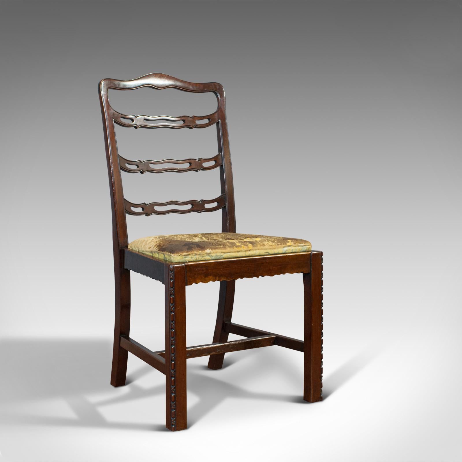 Satz von 4 antiken Stühlen mit Leiterrückenlehne, irisch, Mahagoni, Esszimmerstuhl, viktorianisch (Viktorianisch) im Angebot