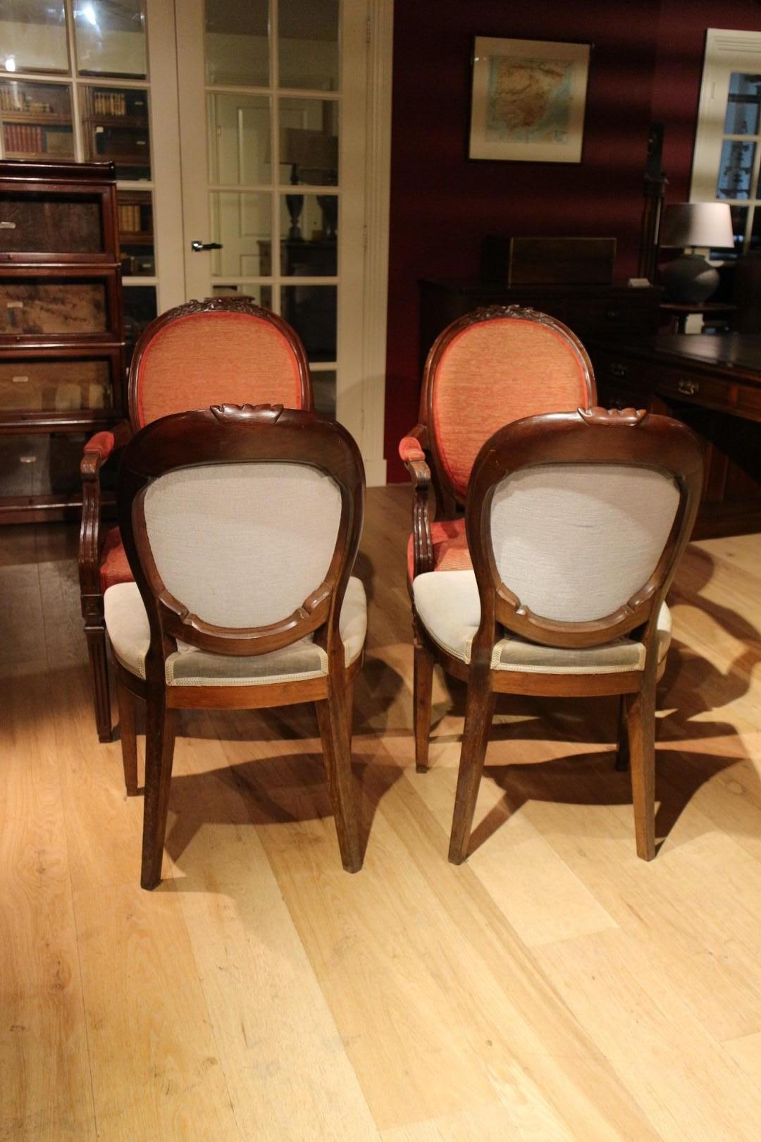 Set of 4 antique mahogany dining room chairs Louis Seize 1780-1810 In Good Condition For Sale In Eindhoven, NL
