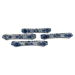 Set of 4, Antique Meissen Blue Onion Pattern Knife Rests Circa 19th century