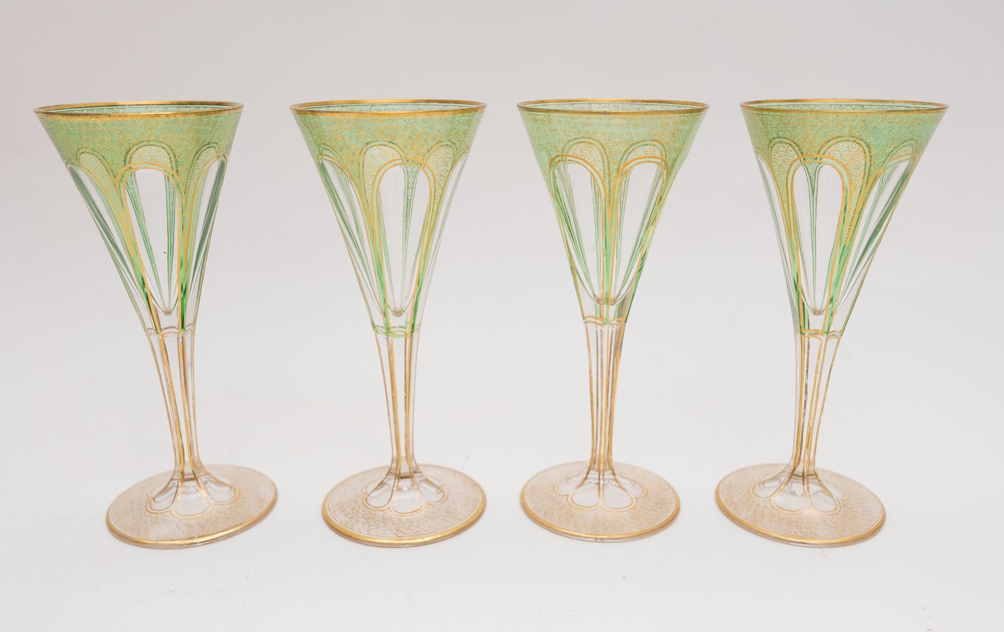 Set of 4 Antique Moser Green & Gilt Crystal Champagne or Cocktail Glasses In Good Condition In West Palm Beach, FL