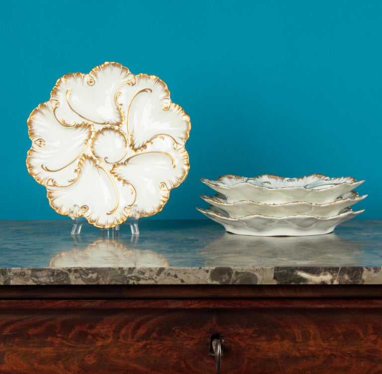 Hand-Crafted Set of 4 Antique Porcelain Oyster Plates Made by Limoges A. Lanternier For Sale