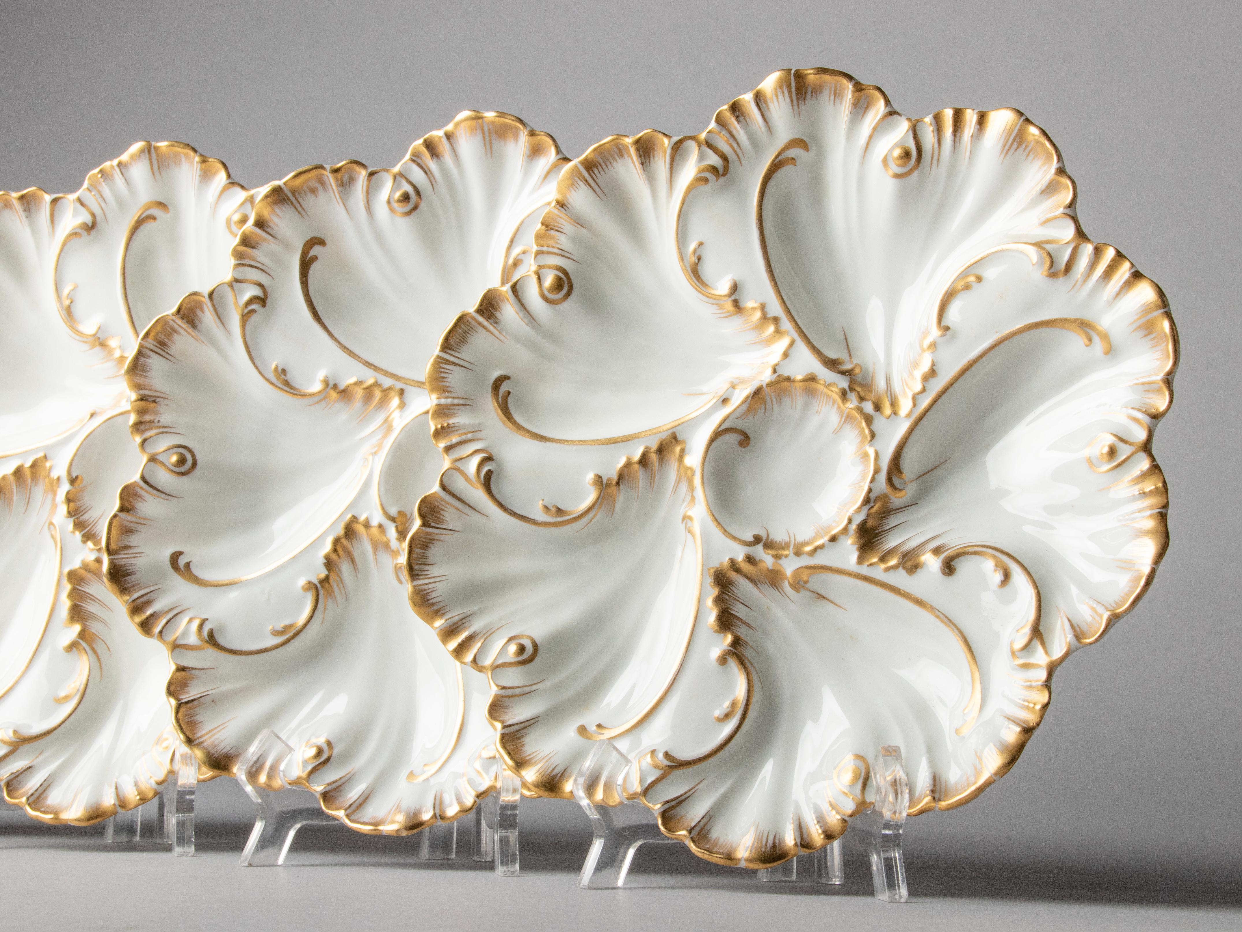 Early 20th Century Set of 4 Antique Porcelain Oyster Plates Made by Limoges A. Lanternier