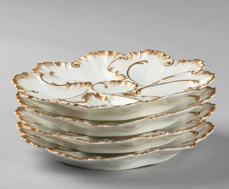 Set of 4 Antique Porcelain Oyster Plates Made by Limoges A. Lanternier For Sale 1