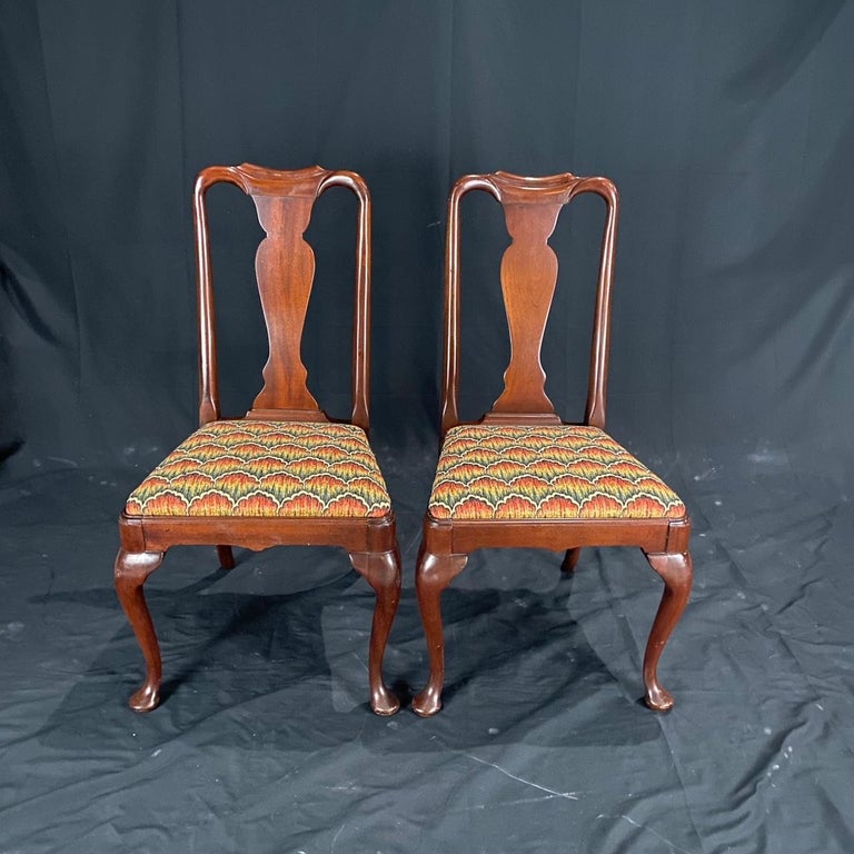 Set of 4 Antique Queen Anne Mahogany Dining or Side Chairs For Sale at