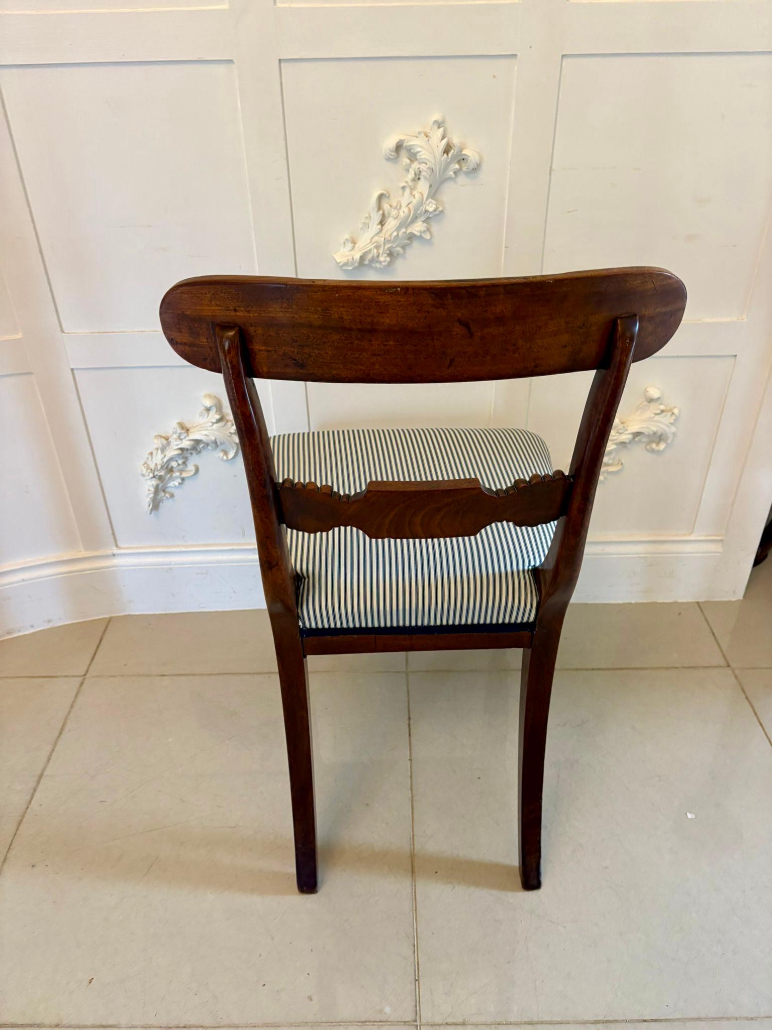 Set of 4 Antique Regency Quality Carved Mahogany Dining Chairs In Good Condition For Sale In Suffolk, GB