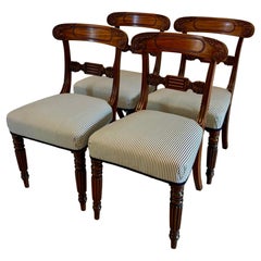 Set di 4 sedie da pranzo in mogano intagliato di qualità antica Regency