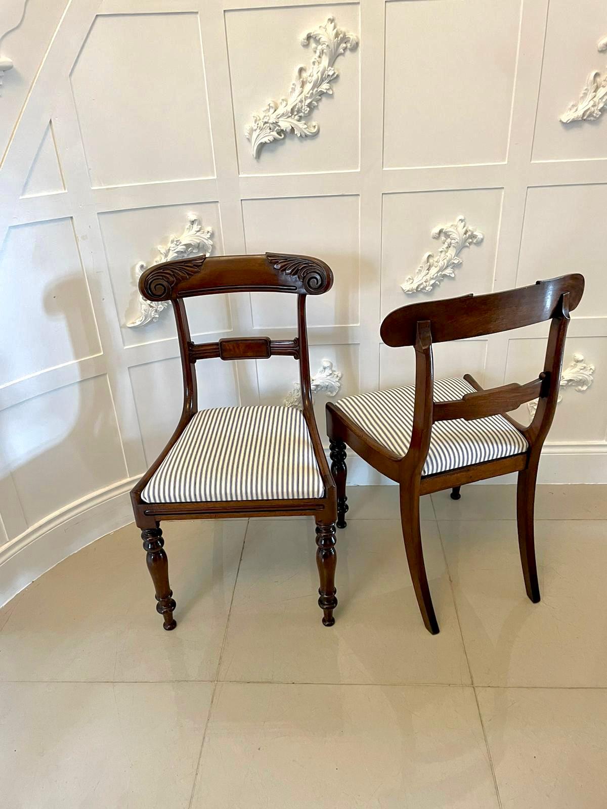 Ensemble de 4 chaises de salle à manger anciennes de qualité Regency en acajou Bon état - En vente à Suffolk, GB