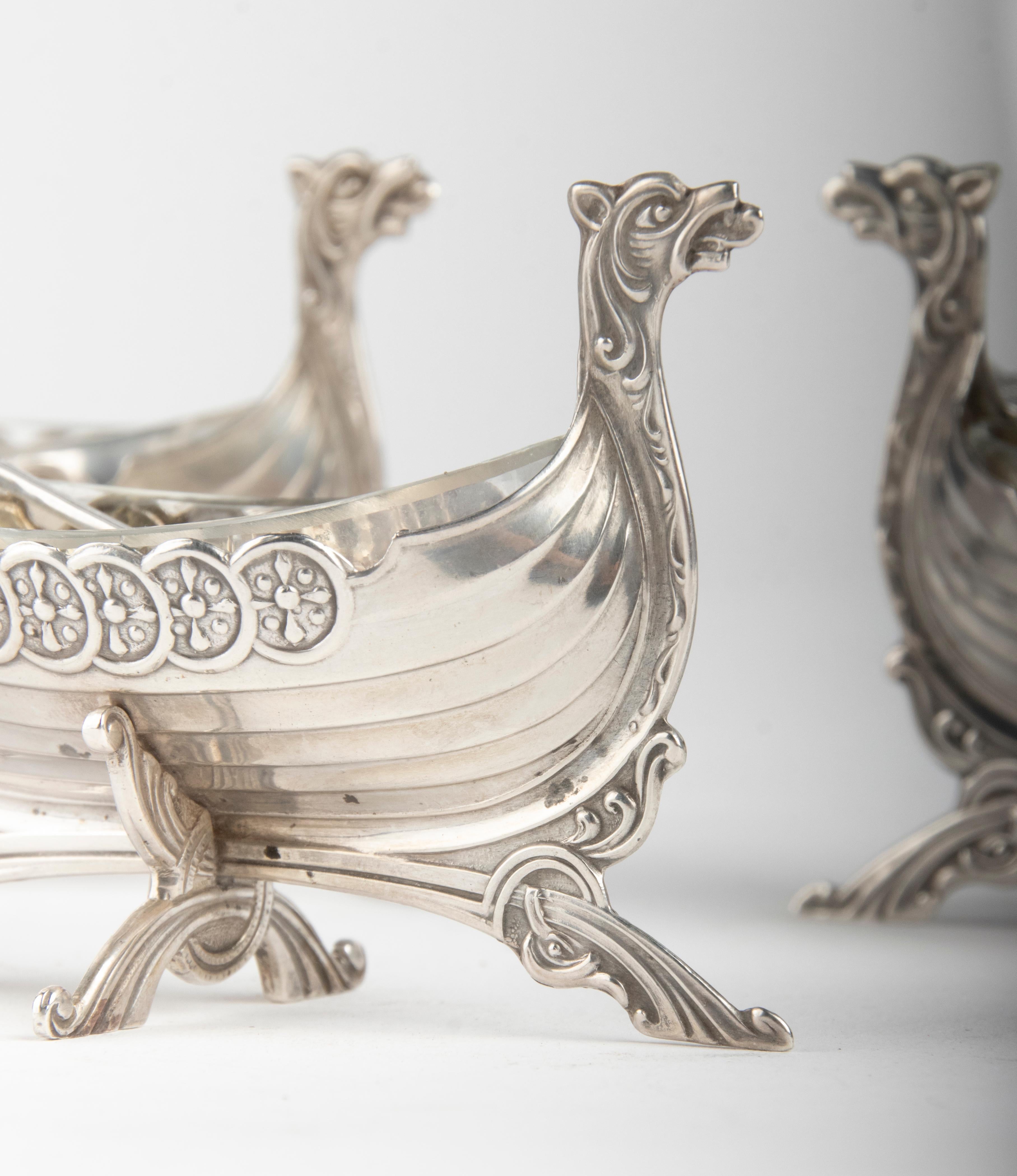 Set of 4 Antique Silver Salt Bowls Shaped as Viking Boats 7