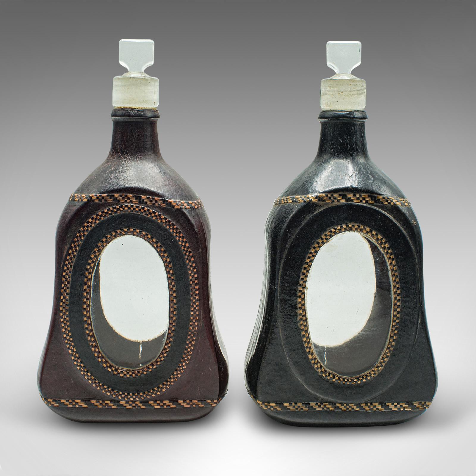 Set Of 4 Antique Spirit Bottles, English, Leather, Glass Decanter, Victorian In Good Condition For Sale In Hele, Devon, GB
