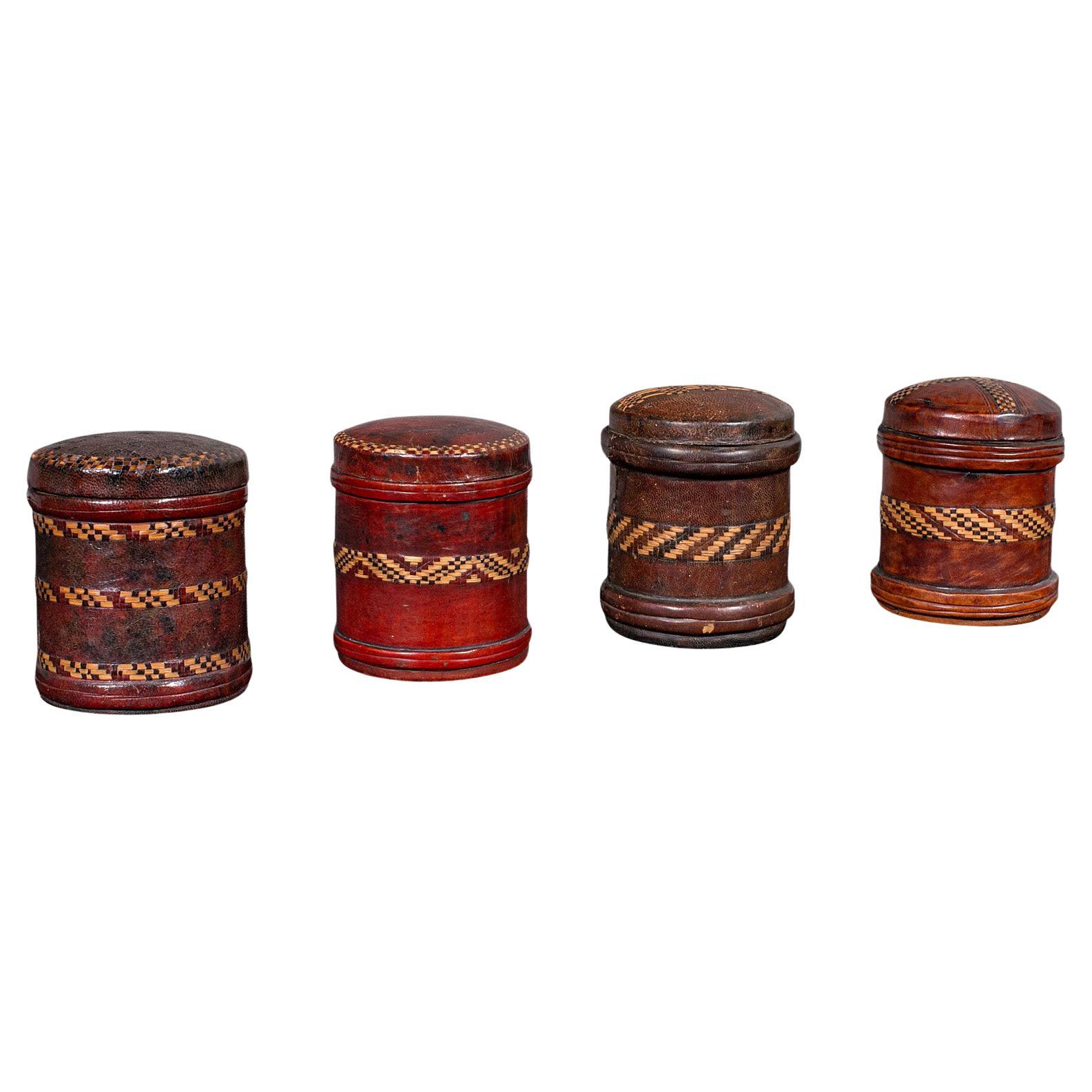 Juego De 4 Latas Antiguas De Almacenaje, Inglesas, Cuero De Marruecos, Cigarreras, C.1920