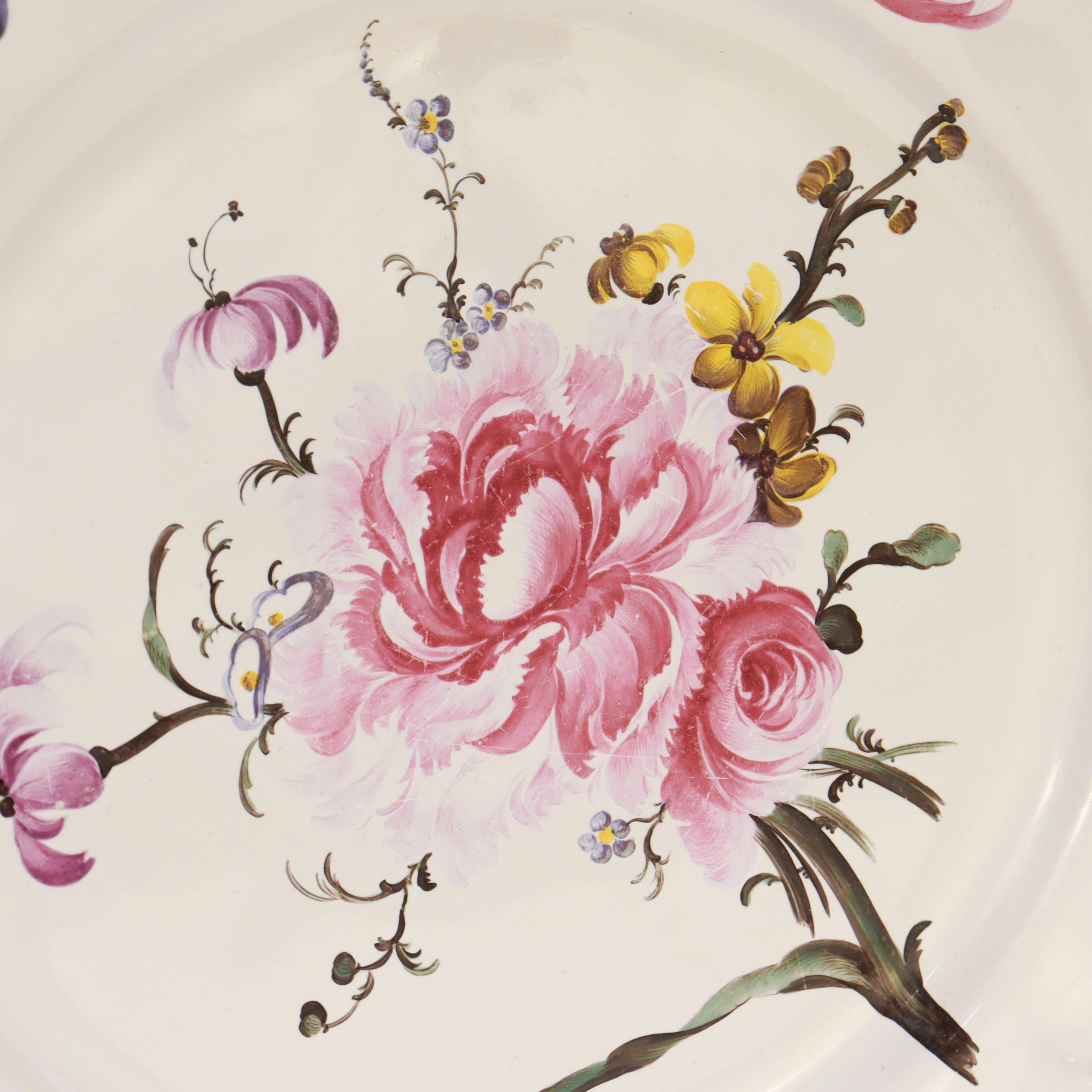 Set of 4 Antique Strasbourg French Faience Floral Plates For Sale 8