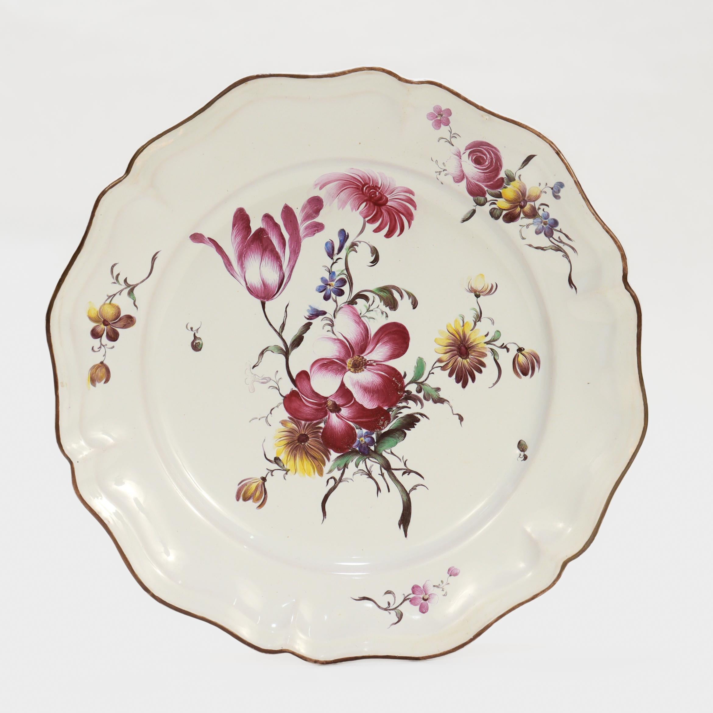 Set of 4 Antique Strasbourg French Faience Floral Plates In Good Condition For Sale In Philadelphia, PA