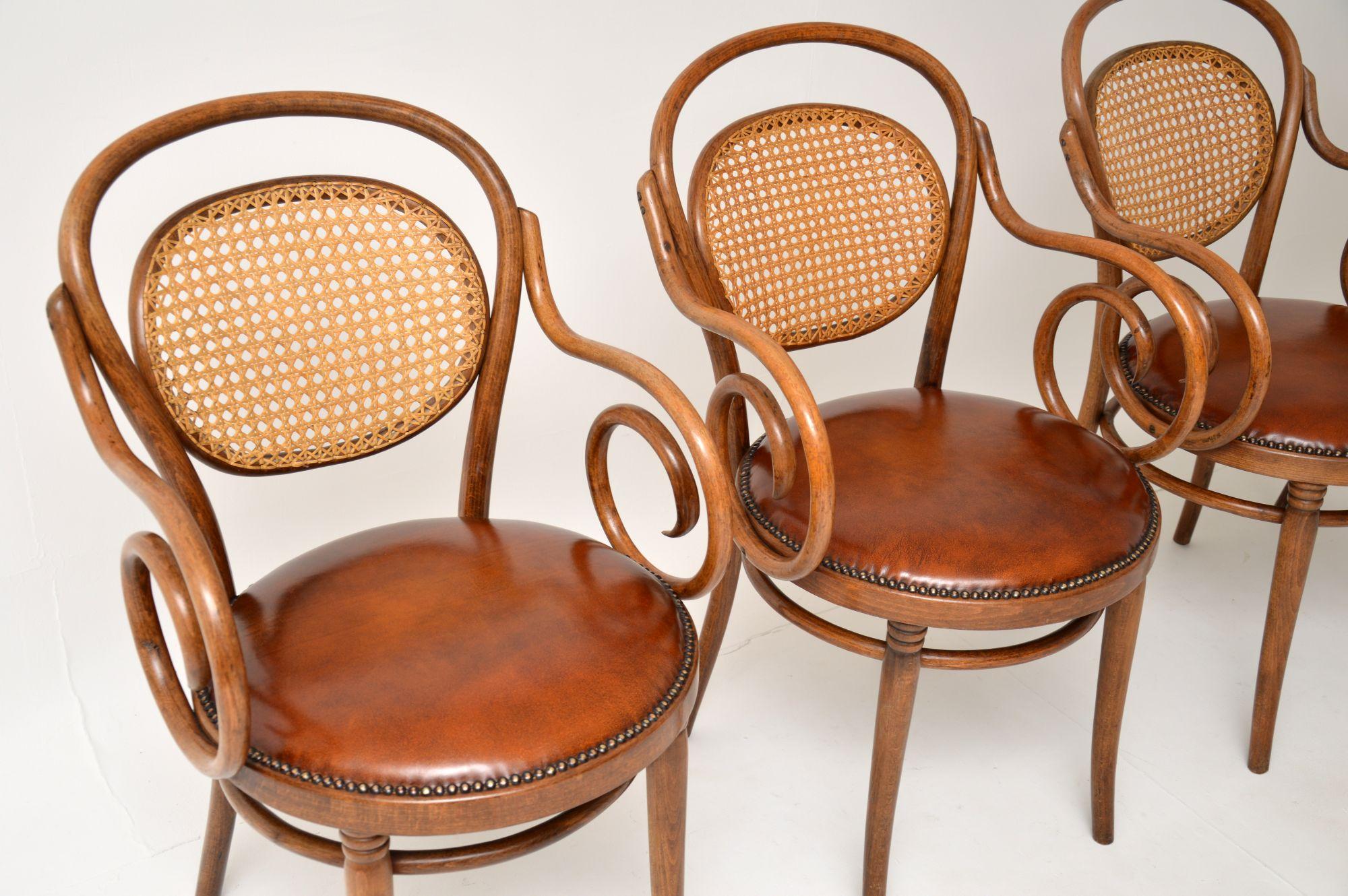 Set of 4 Antique Thonet Bentwood & Leather Dining Chairs 3