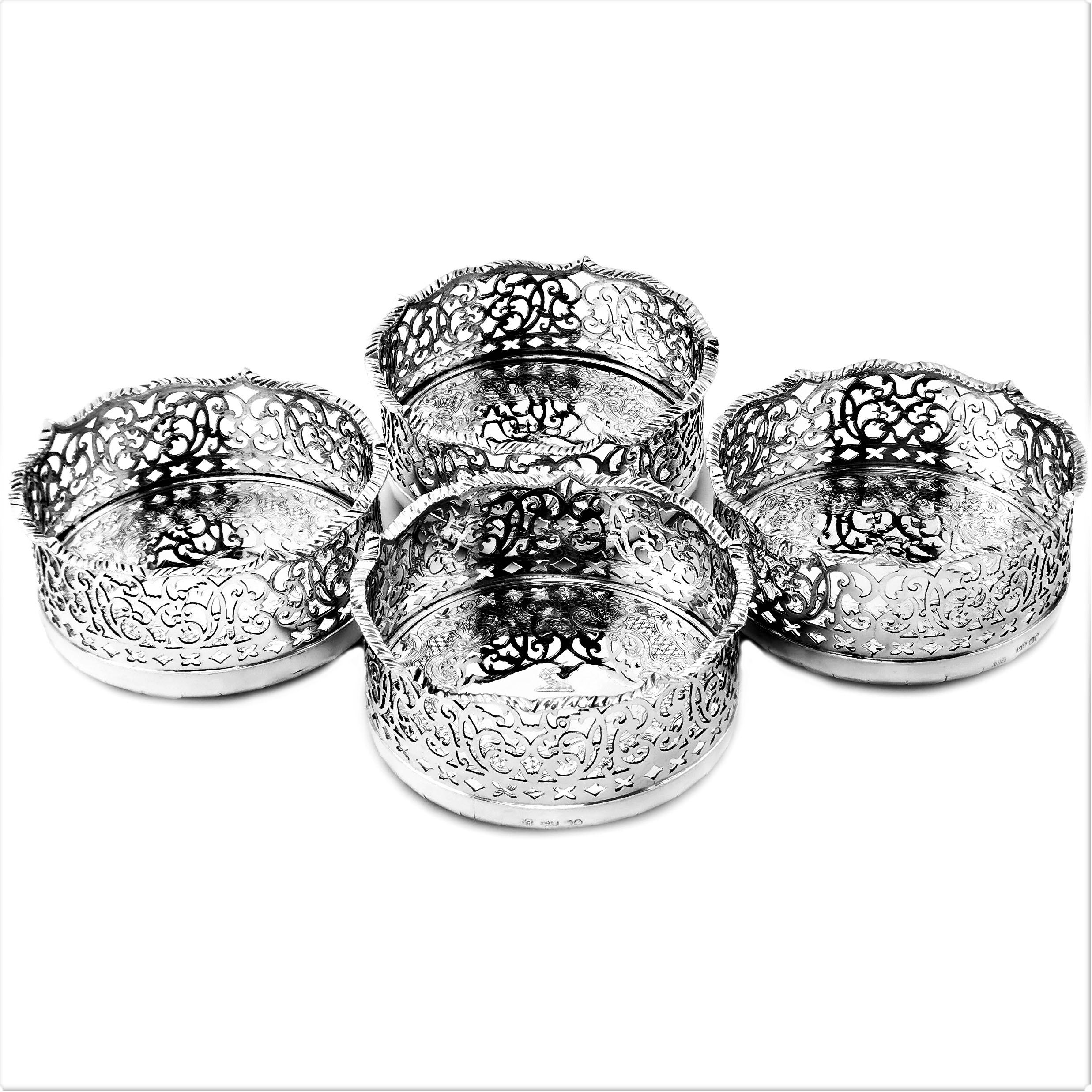 Set of 4 Antique Victorian Sterling Silver Wine Bottle Coasters, 1840 In Good Condition In London, GB