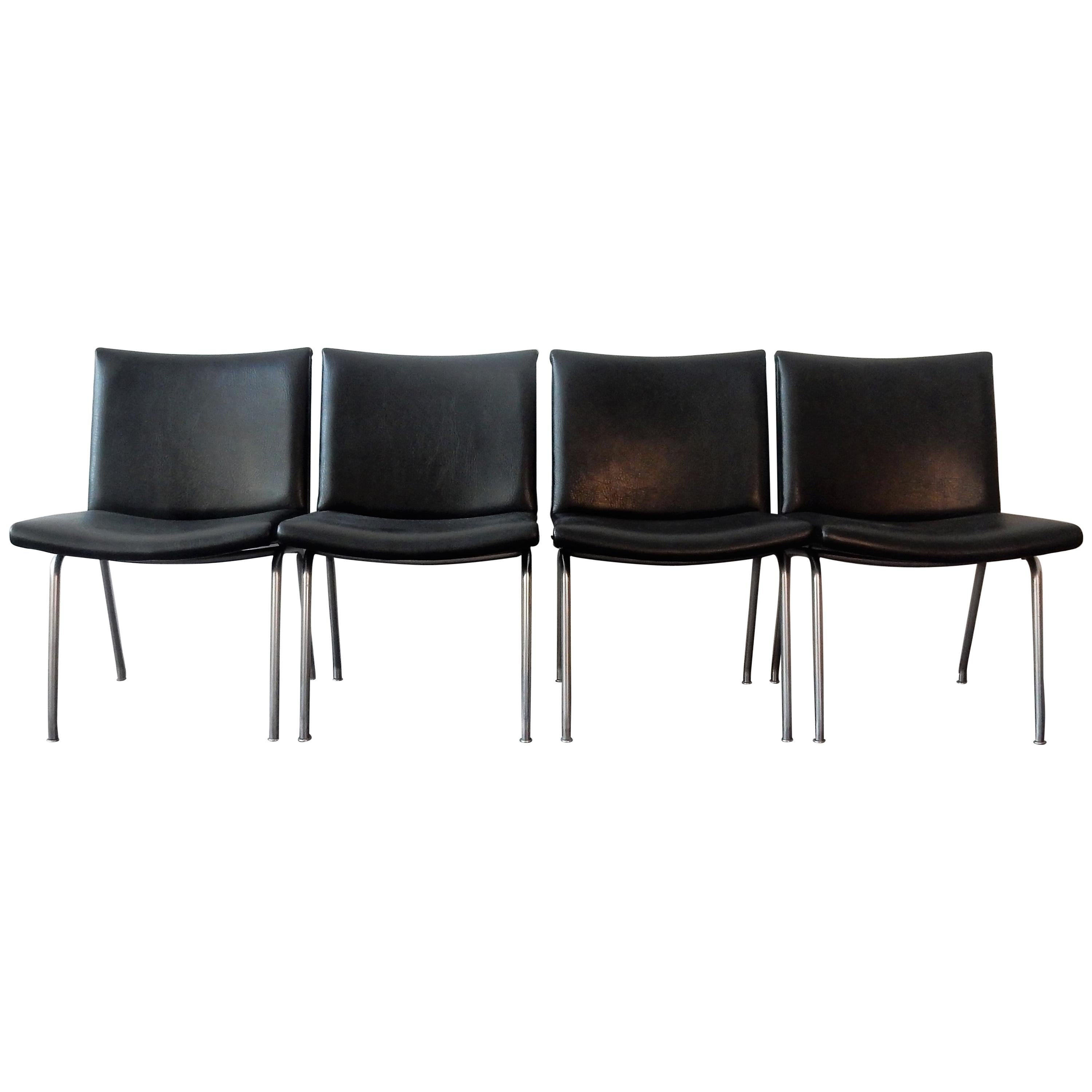 Set of 4 AP 40 Airport Chairs by Hans Wegner for AP Stolen, Denmark, 1950s For Sale