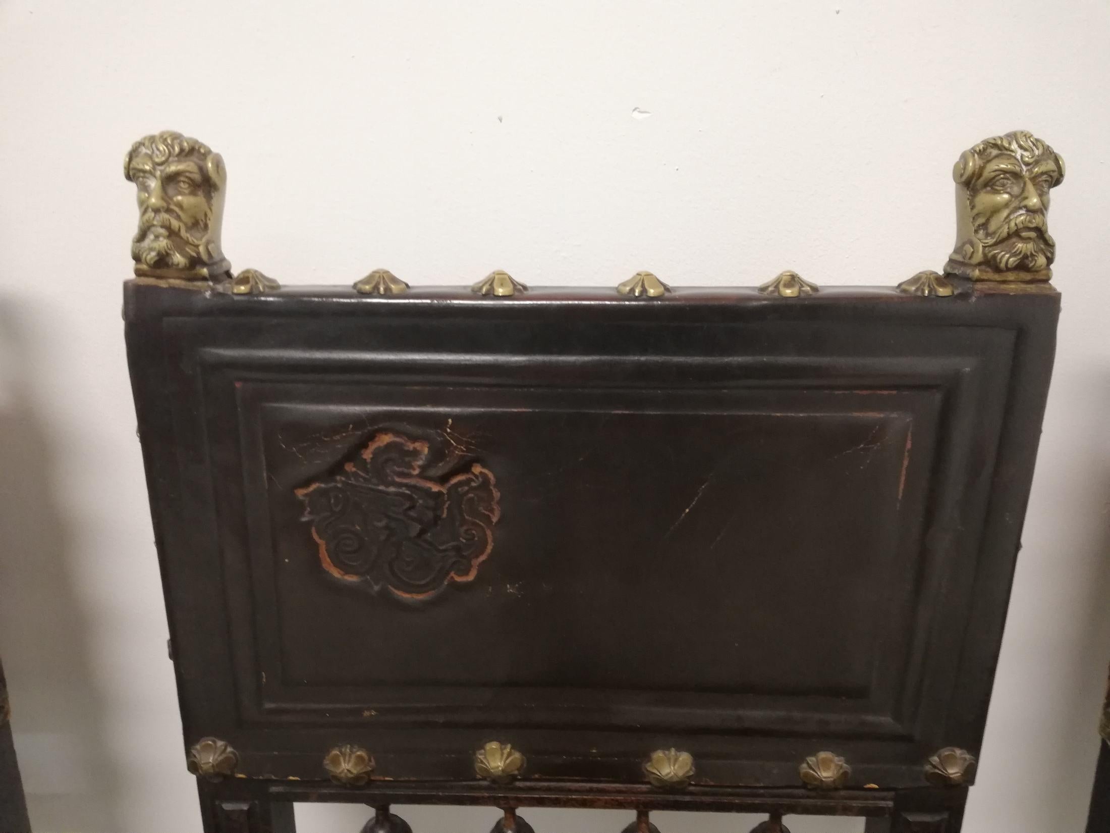 Conjunto de 4 Sillones del Siglo XIX de Estilo Rennaisance Luis XVIII en venta 3