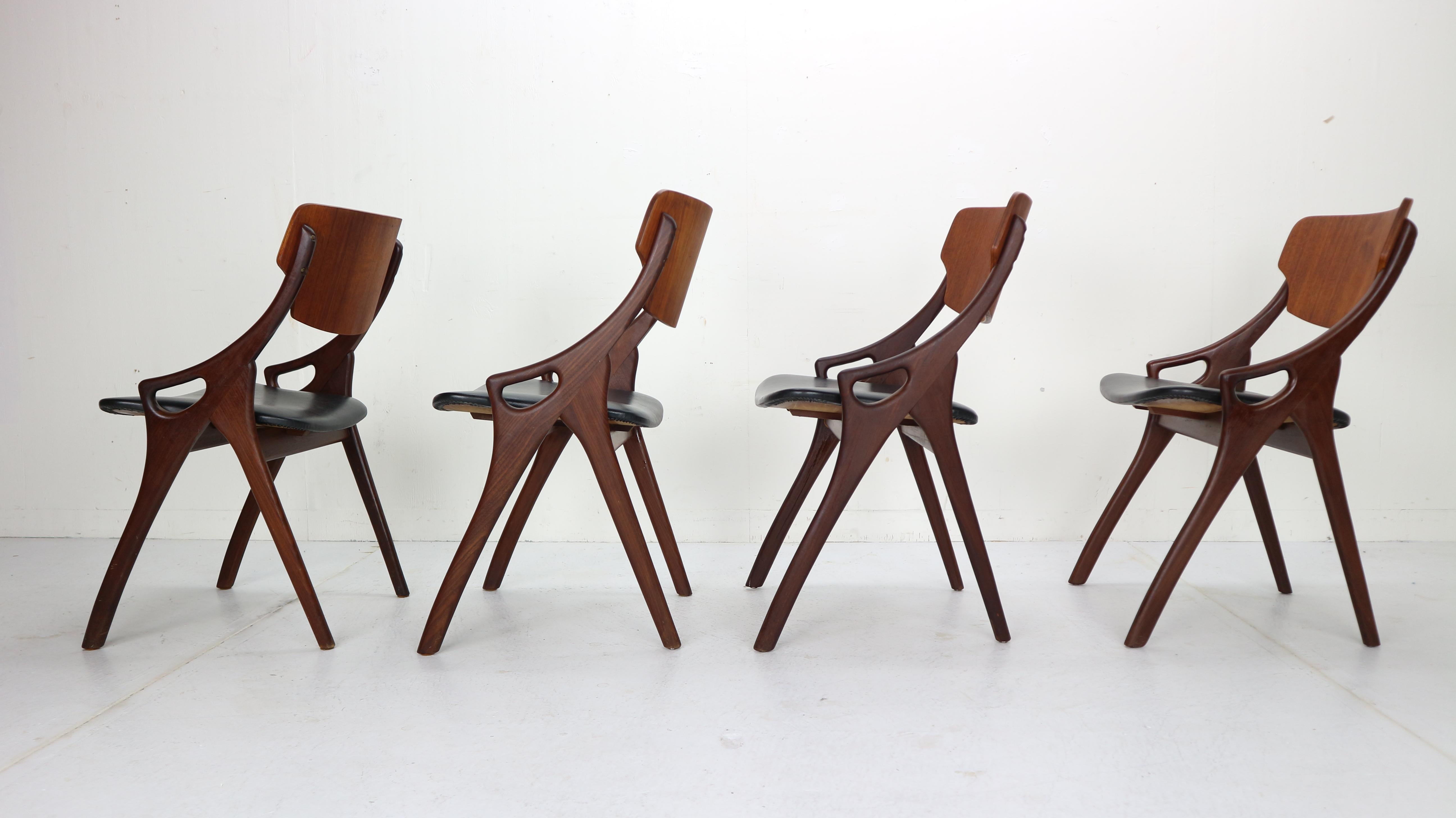 Set of 4 Arne Hovmand Olsen for Mogens Kold Dining Room Chairs, 1960s Denmark In Good Condition In The Hague, NL