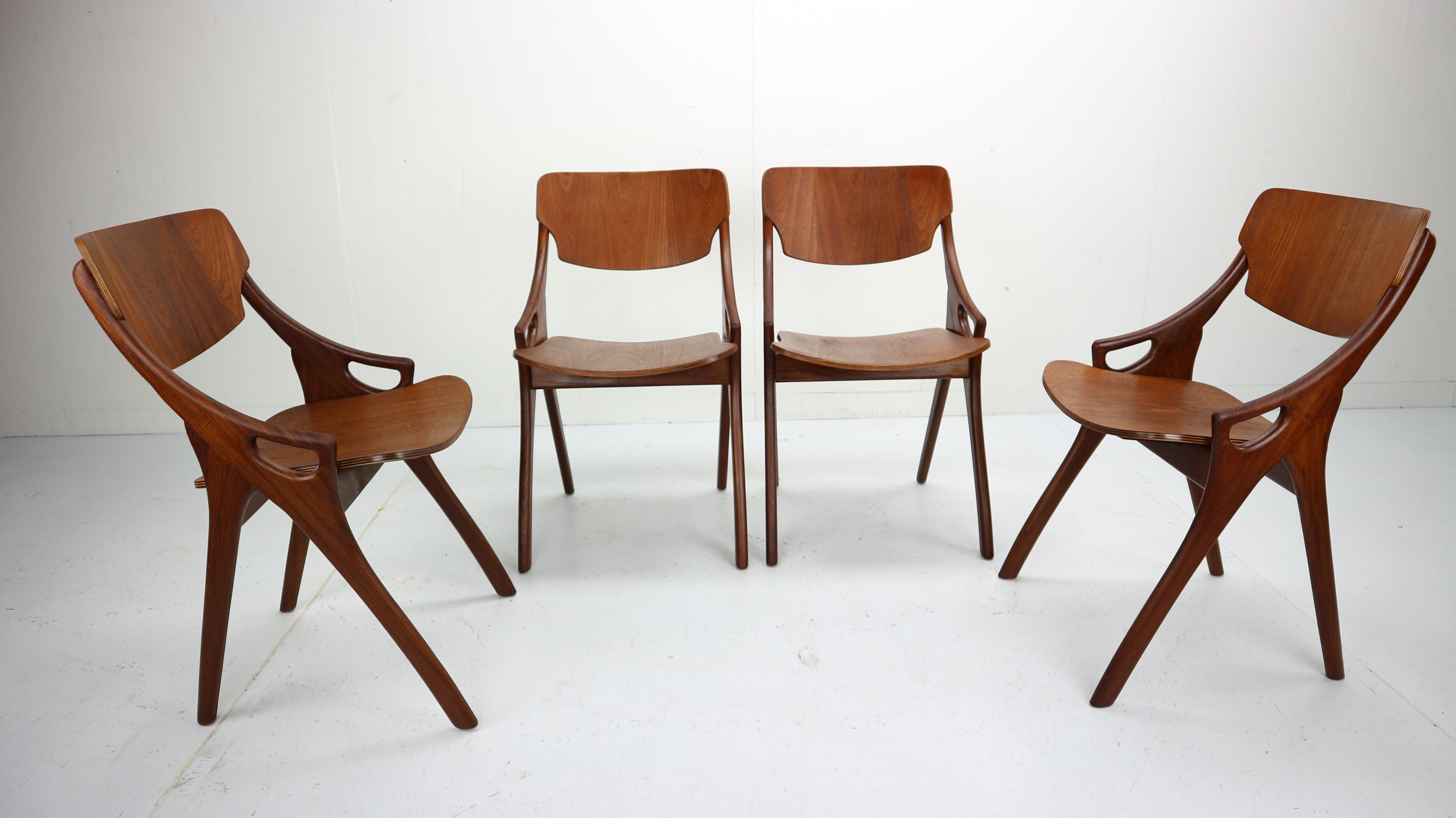 Danish Set of 4 Arne Hovmand Olsen for Mogens Kold Teak Dining Chairs, Denmark, 1960s