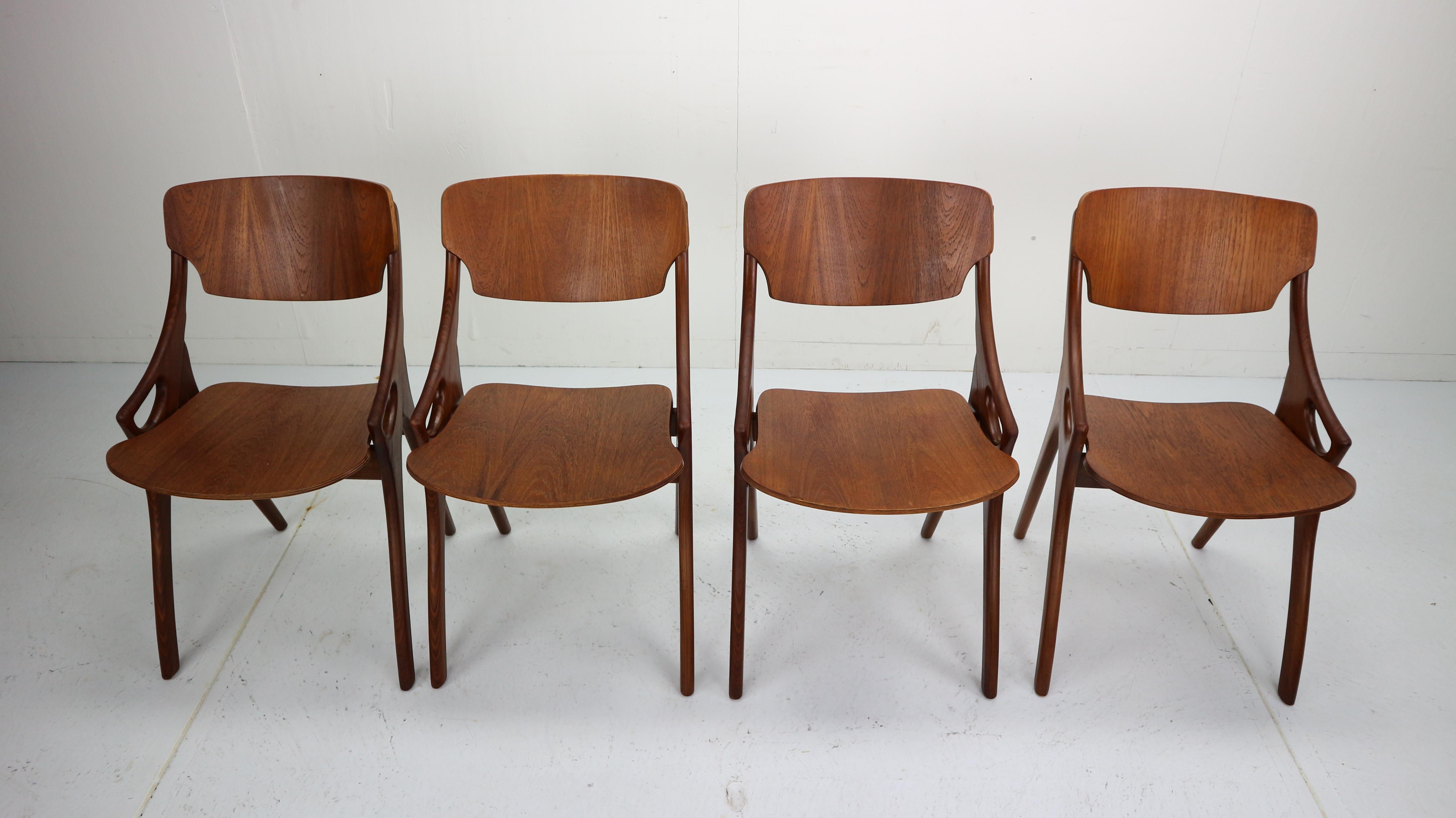Set of 4 Arne Hovmand Olsen for Mogens Kold Teak Dining Chairs, Denmark, 1960s 1