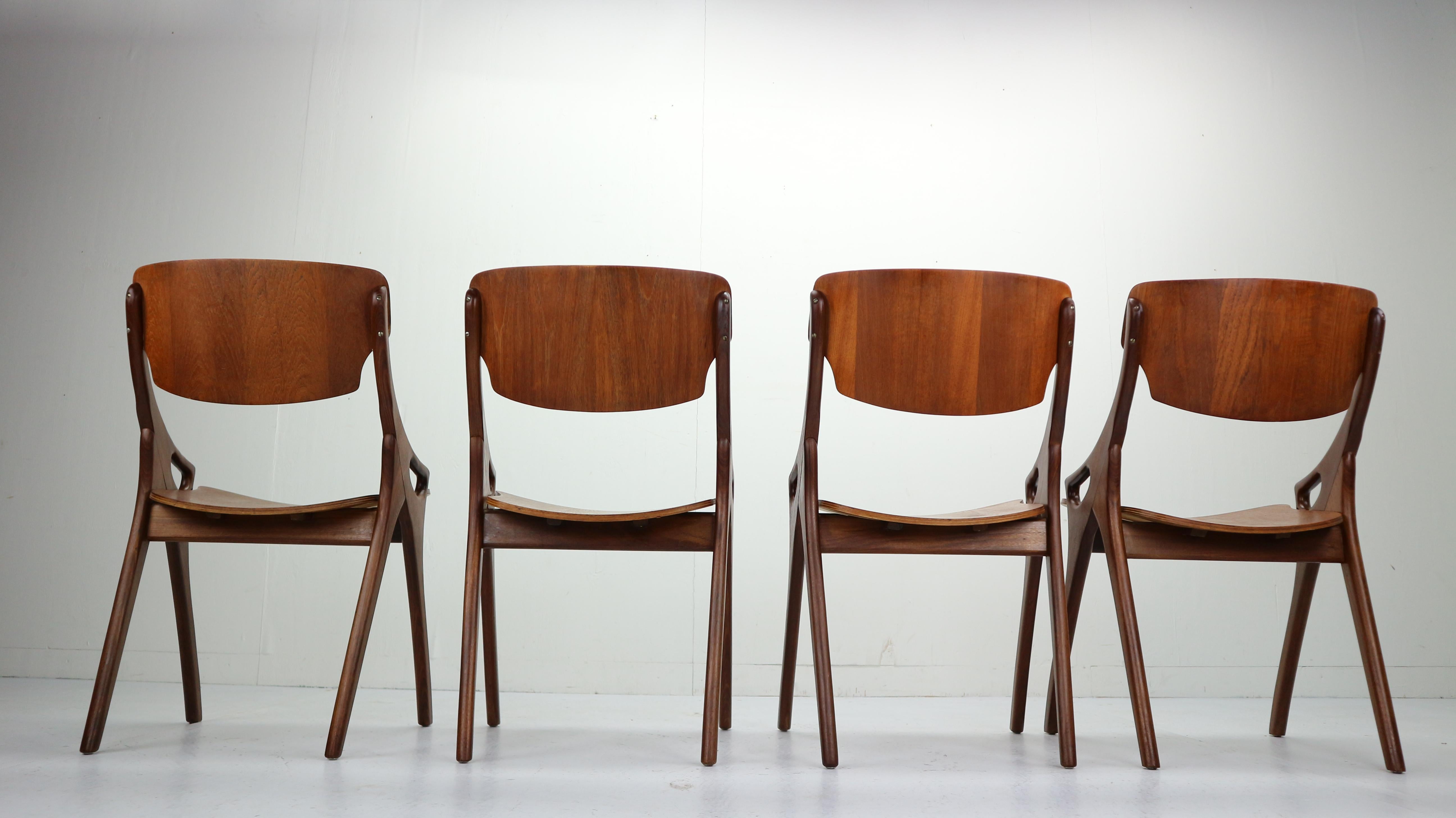 Set of 4 Arne Hovmand Olsen for Mogens Kold Teak Dining Chairs, Denmark, 1960s 3