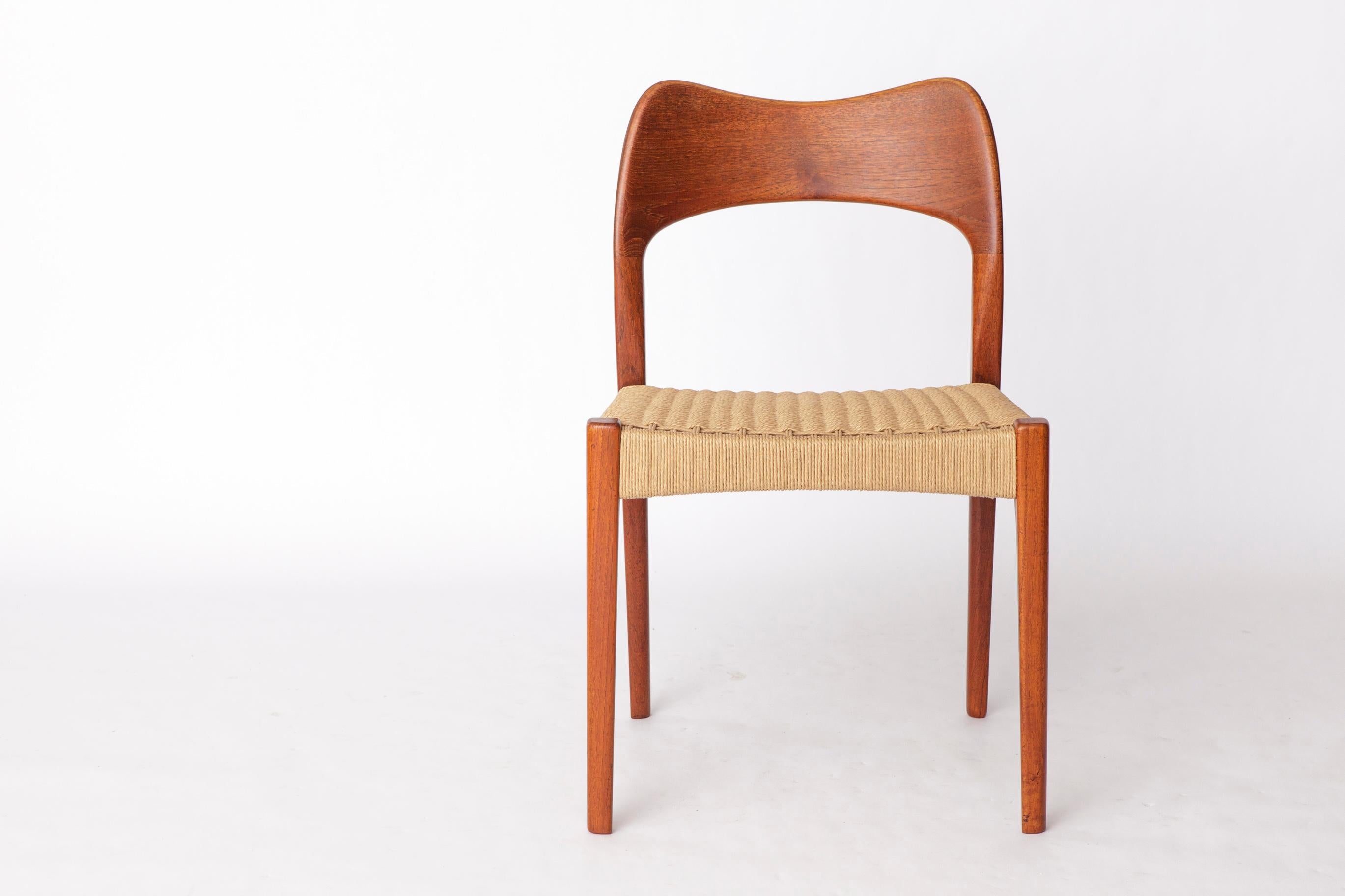 Set of 4 Arne Hovmand-Olsen Teak Dining Chairs for Mogens Kold, 1960s  Danish For Sale 6
