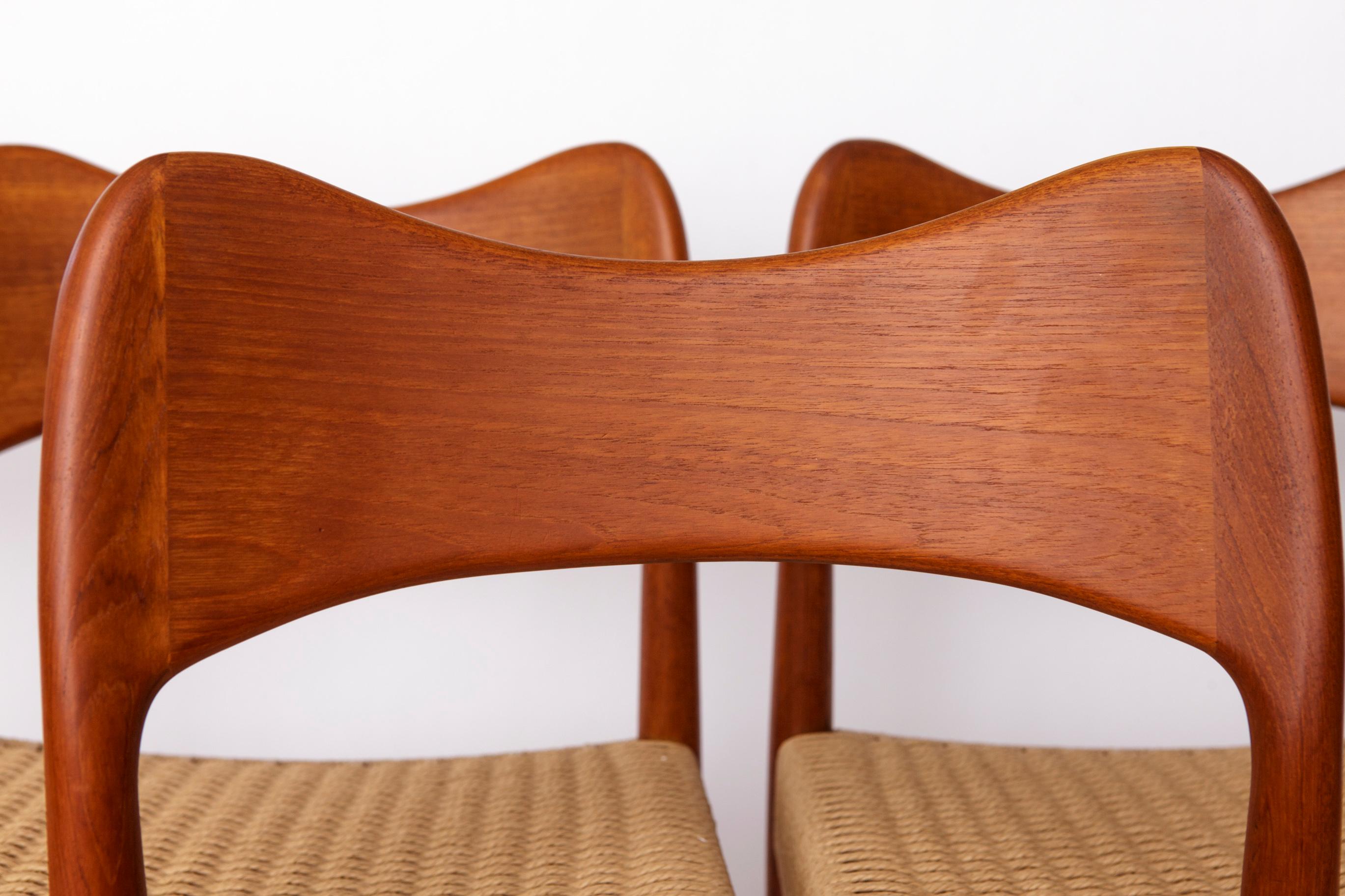 Set of 4 Arne Hovmand-Olsen Teak Dining Chairs for Mogens Kold, 1960s  Danish In Good Condition For Sale In Hannover, DE