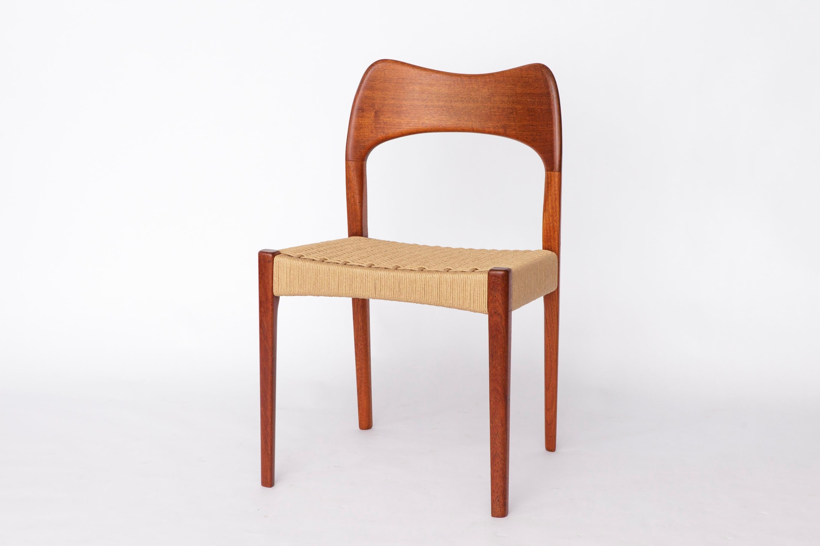 Mid-20th Century Set of 4 Arne Hovmand-Olsen Teak Dining Chairs for Mogens Kold, 1960s  Danish For Sale