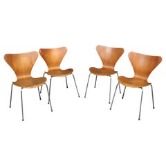 Set of 4 Arne Jacobsen for Fritz Hansen Danish Bentwood Chairs