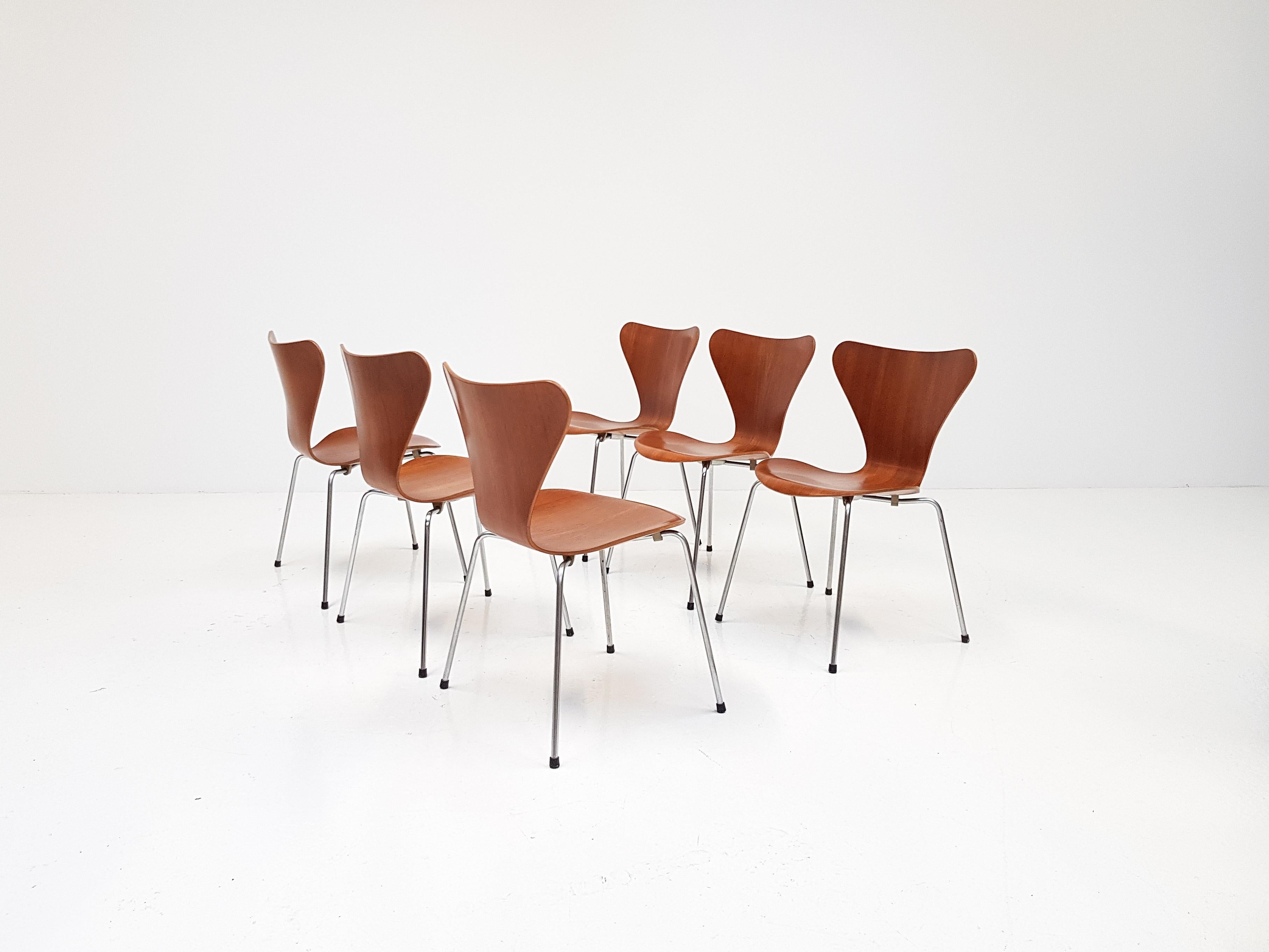 A set of 6x Arne Jacobsen 