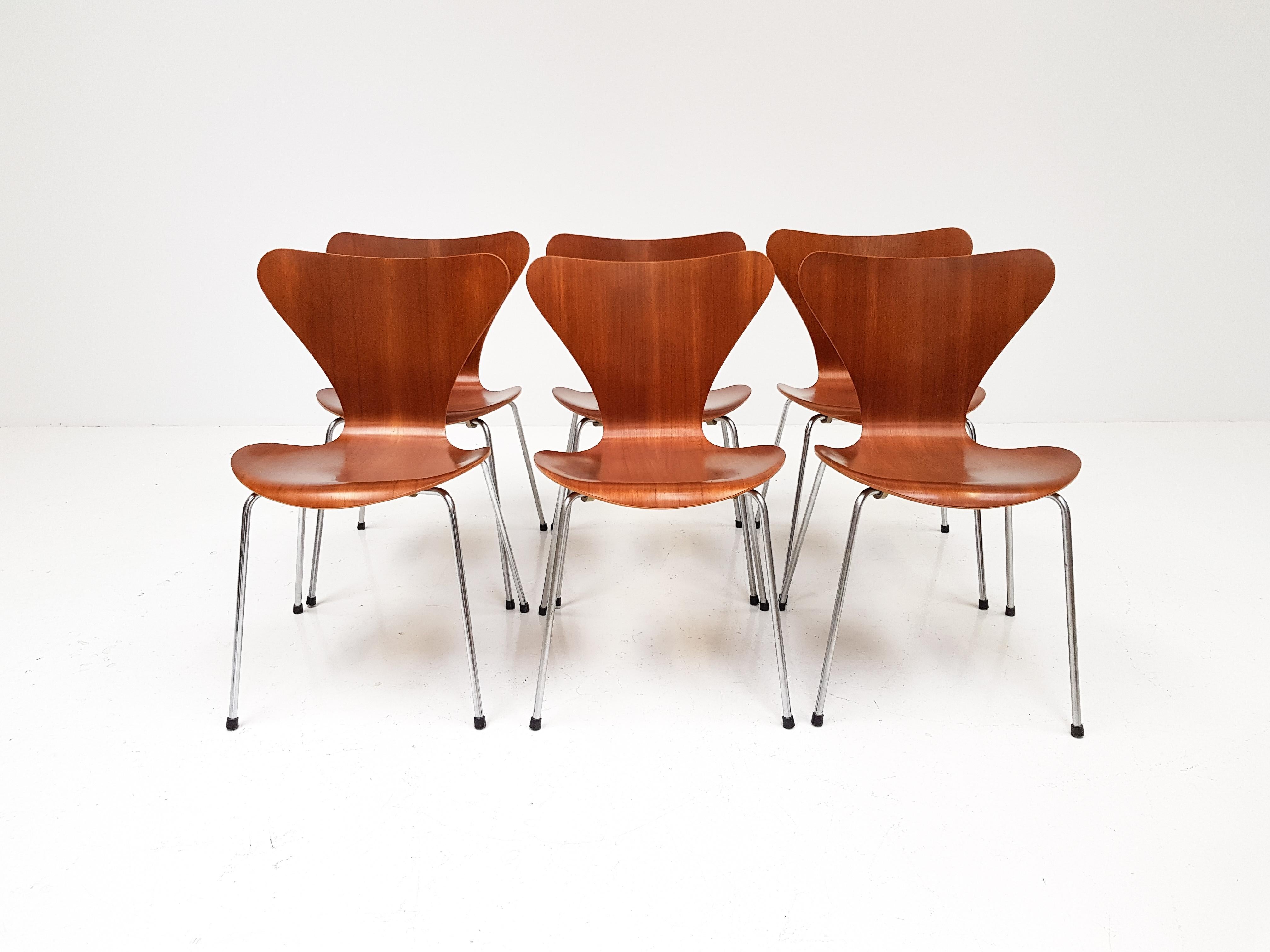 Danish Set of 6 Arne Jacobsen 